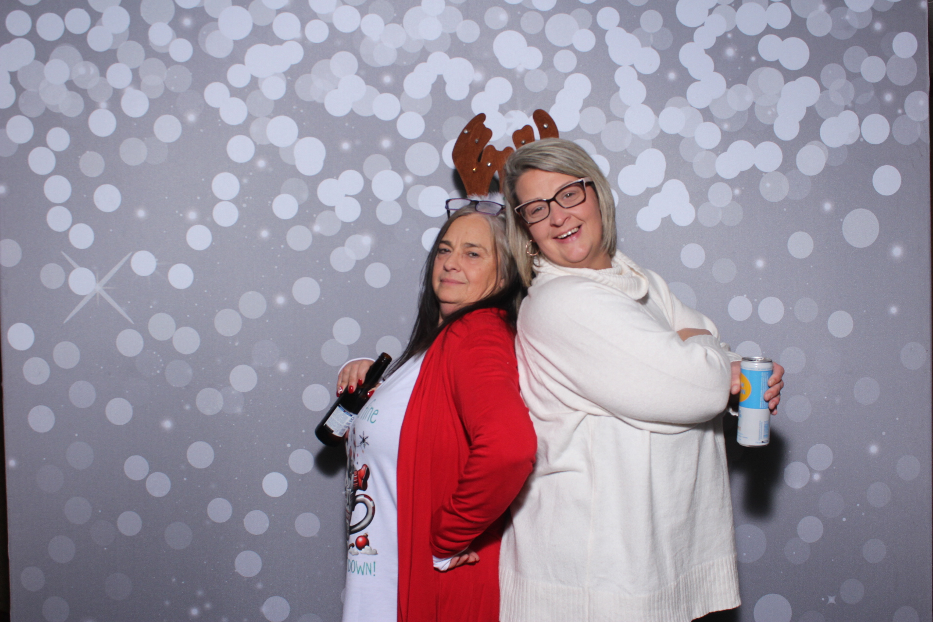 Nieman Plumbing Christmas Party | View more photos from the event at gallery.photoboothcincy.com/u/PhotoBoothCincy/Nieman-Plumbing-Christmas-Party