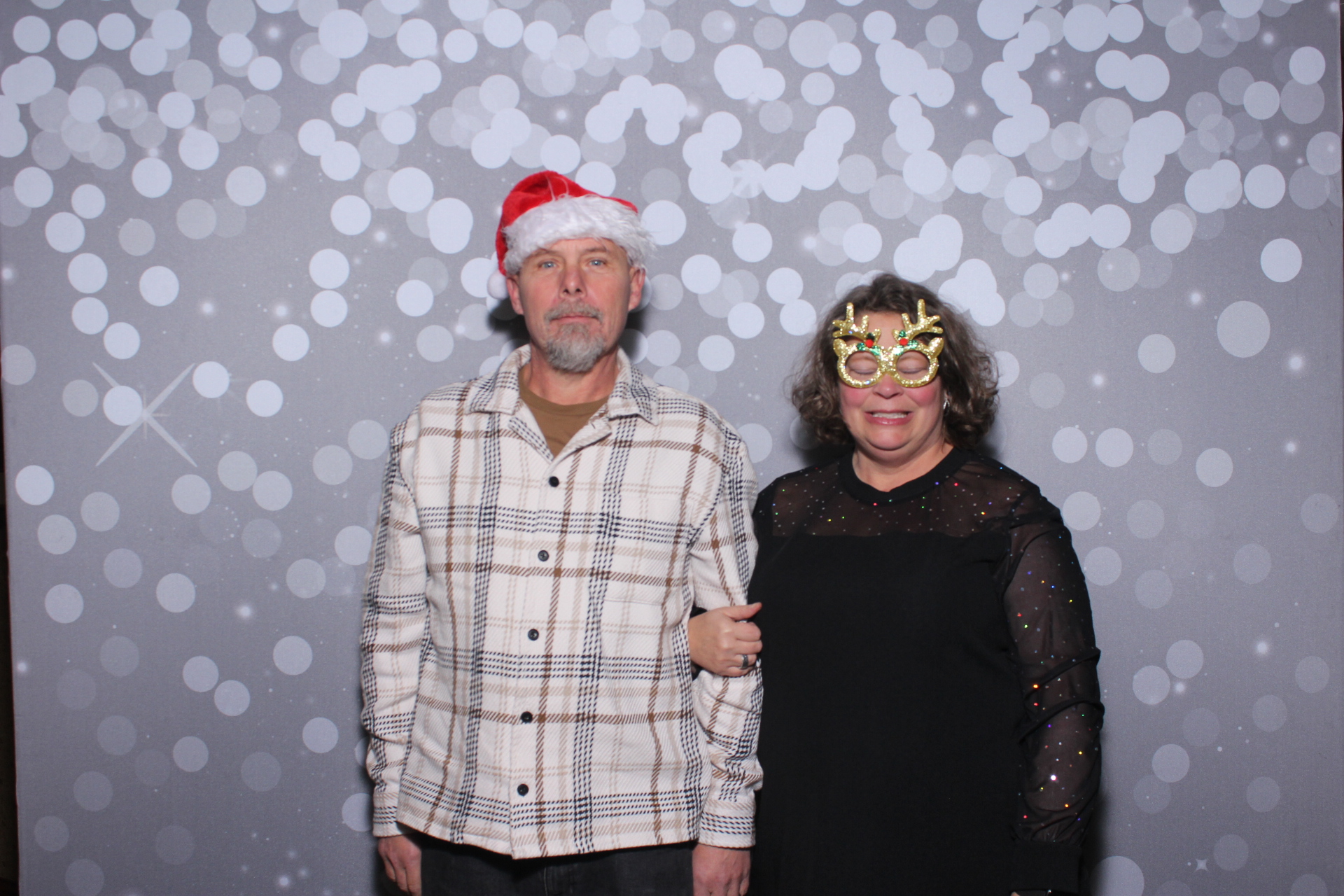 Nieman Plumbing Christmas Party | View more photos from the event at gallery.photoboothcincy.com/u/PhotoBoothCincy/Nieman-Plumbing-Christmas-Party
