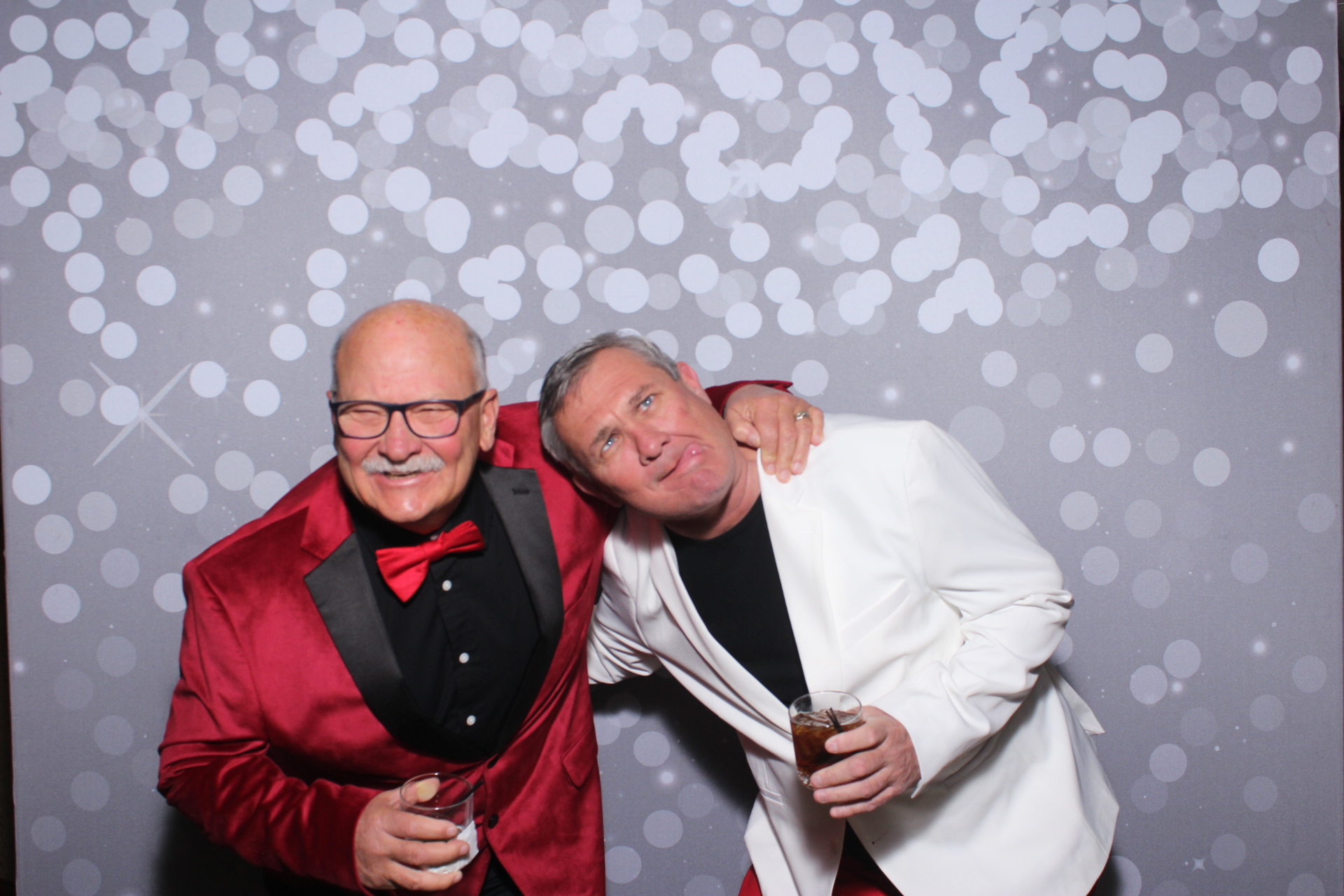 Nieman Plumbing Christmas Party | View more photos from the event at gallery.photoboothcincy.com/u/PhotoBoothCincy/Nieman-Plumbing-Christmas-Party