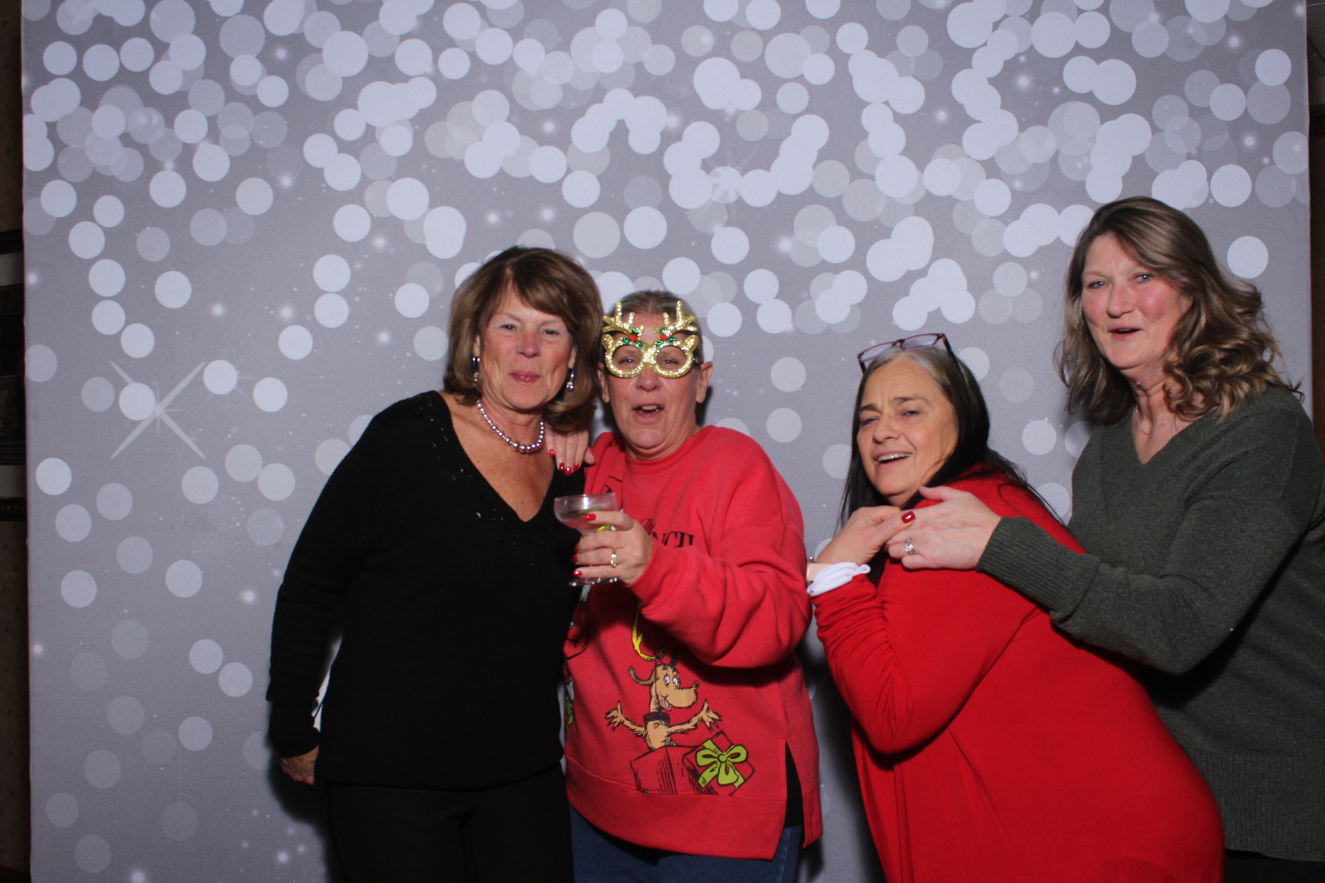 Nieman Plumbing Christmas Party | View more photos from the event at gallery.photoboothcincy.com/u/PhotoBoothCincy/Nieman-Plumbing-Christmas-Party