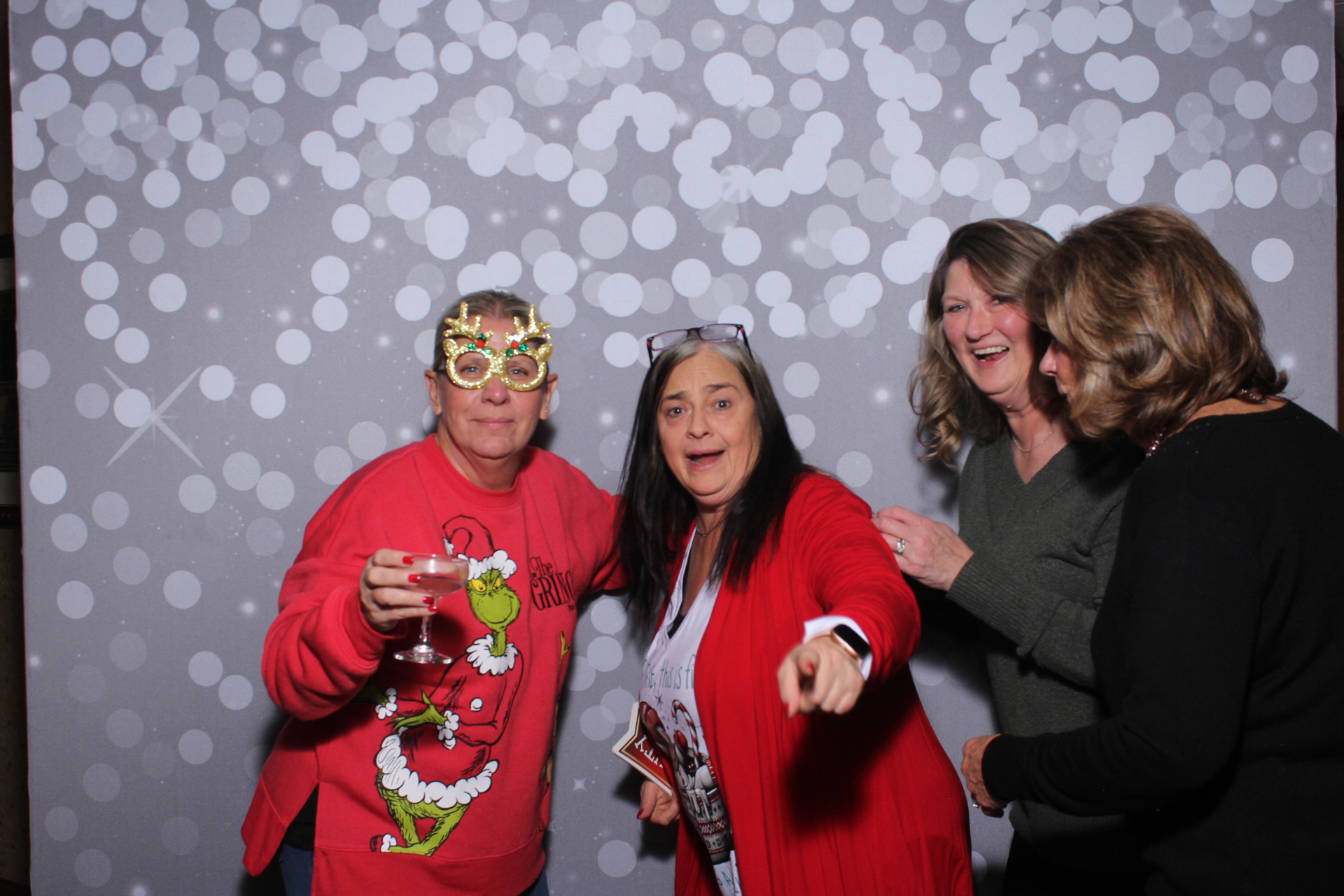 Nieman Plumbing Christmas Party | View more photos from the event at gallery.photoboothcincy.com/u/PhotoBoothCincy/Nieman-Plumbing-Christmas-Party