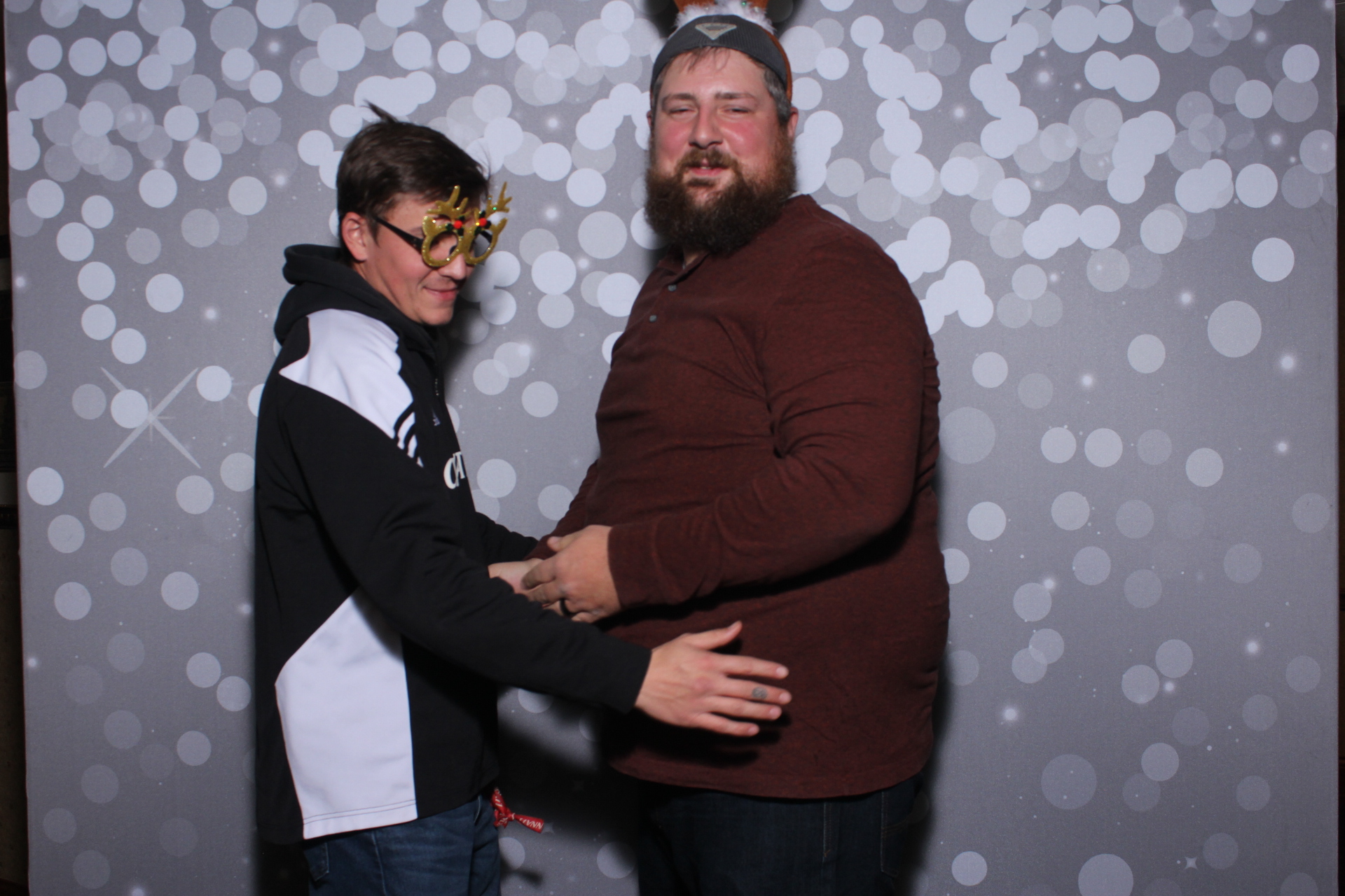 Nieman Plumbing Christmas Party | View more photos from the event at gallery.photoboothcincy.com/u/PhotoBoothCincy/Nieman-Plumbing-Christmas-Party