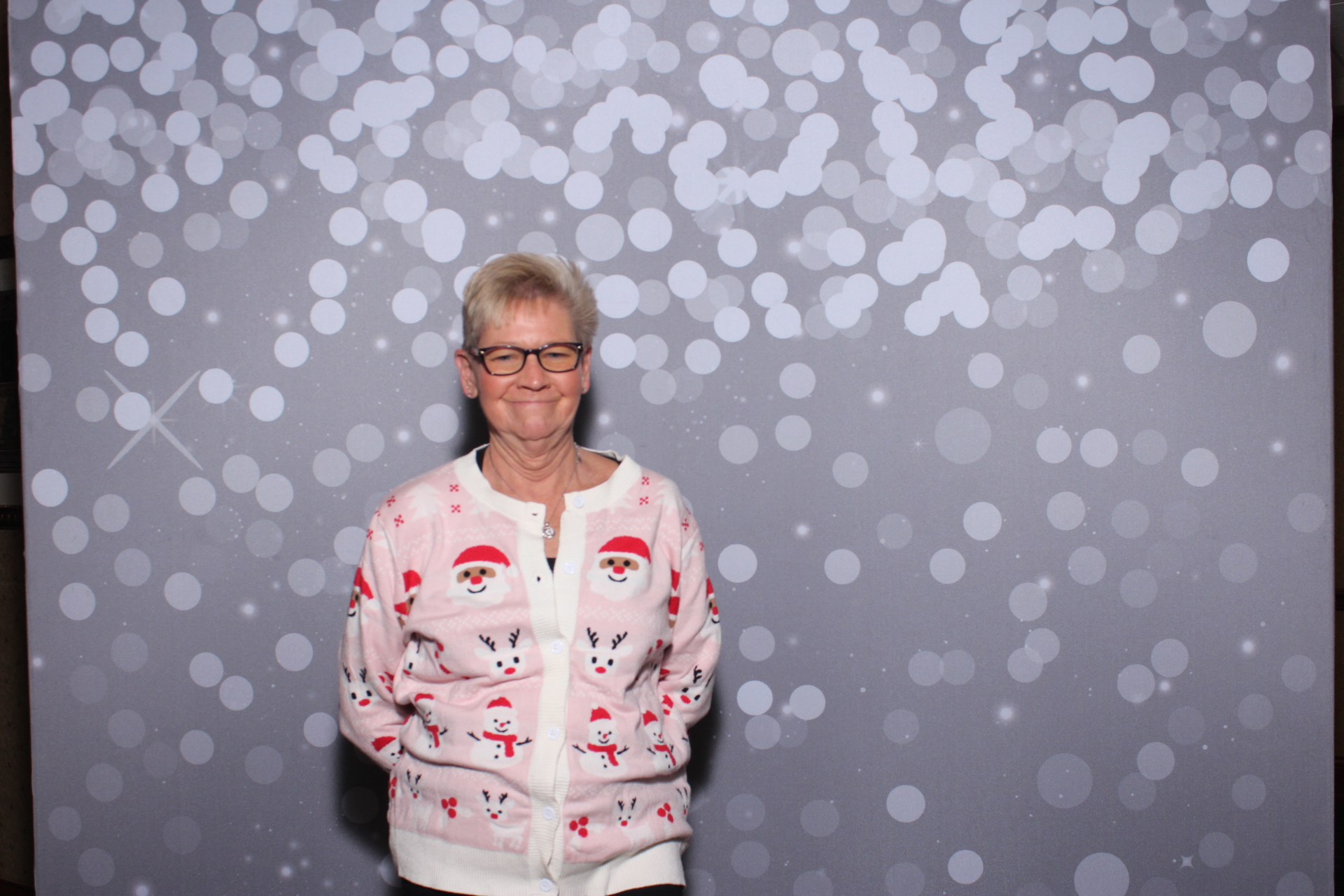 Nieman Plumbing Christmas Party | View more photos from the event at gallery.photoboothcincy.com/u/PhotoBoothCincy/Nieman-Plumbing-Christmas-Party