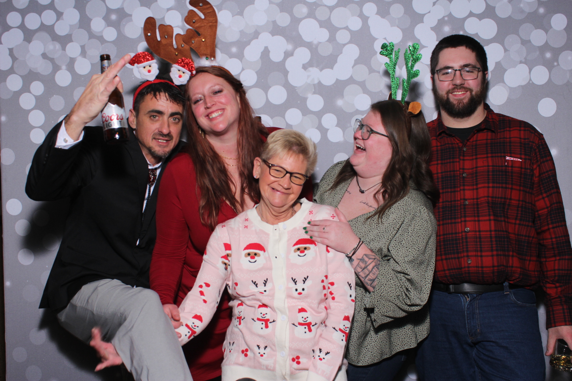 Nieman Plumbing Christmas Party | View more photos from the event at gallery.photoboothcincy.com/u/PhotoBoothCincy/Nieman-Plumbing-Christmas-Party