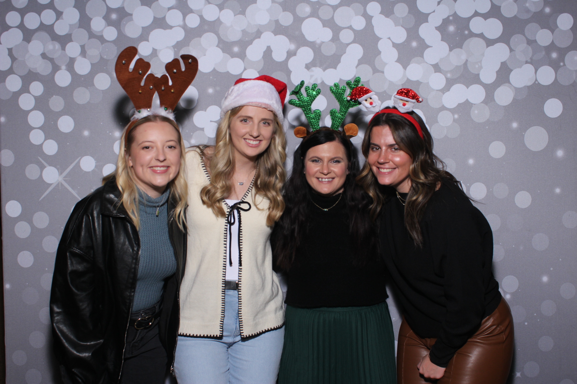 Nieman Plumbing Christmas Party | View more photos from the event at gallery.photoboothcincy.com/u/PhotoBoothCincy/Nieman-Plumbing-Christmas-Party
