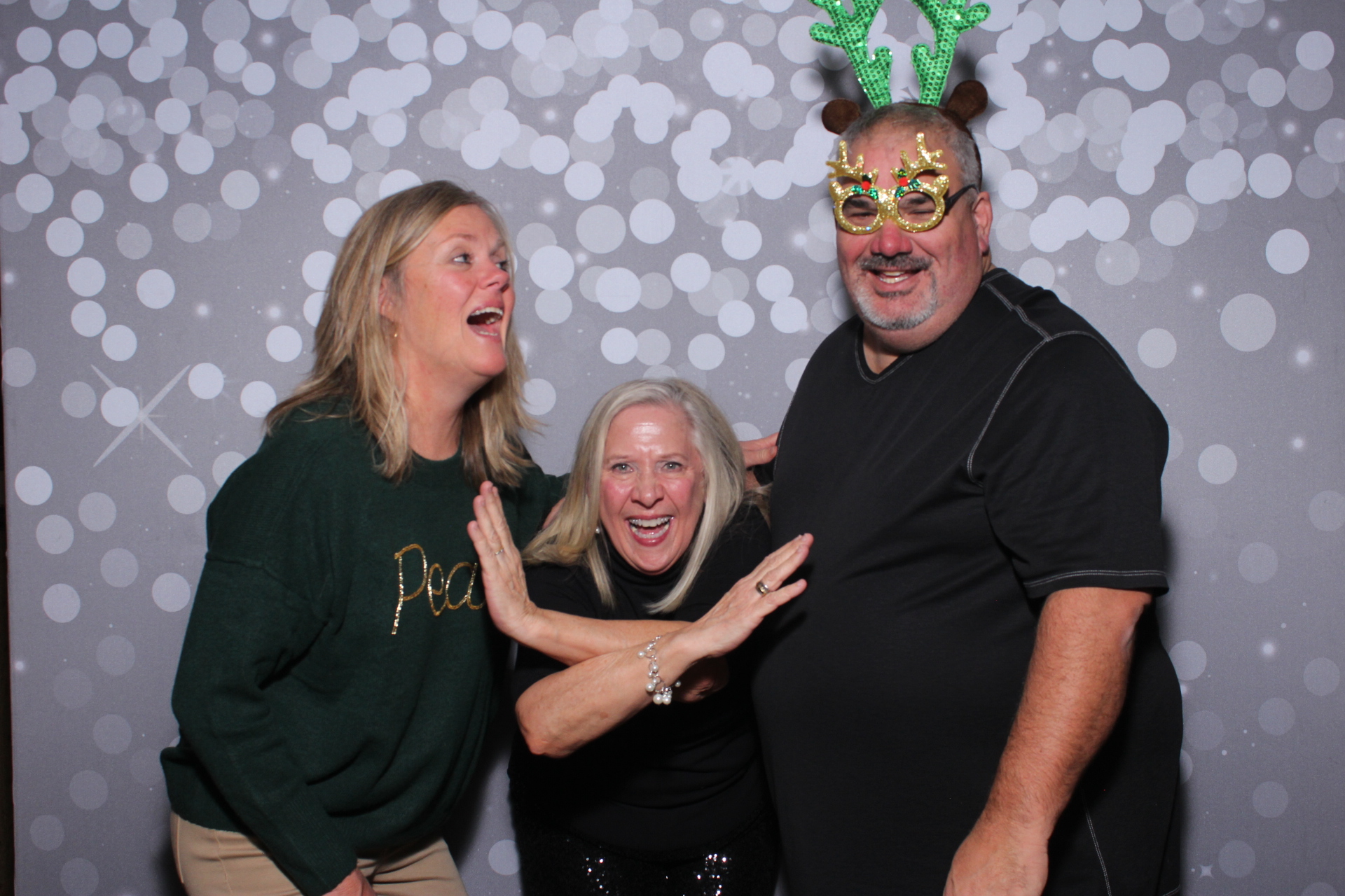 Nieman Plumbing Christmas Party | View more photos from the event at gallery.photoboothcincy.com/u/PhotoBoothCincy/Nieman-Plumbing-Christmas-Party