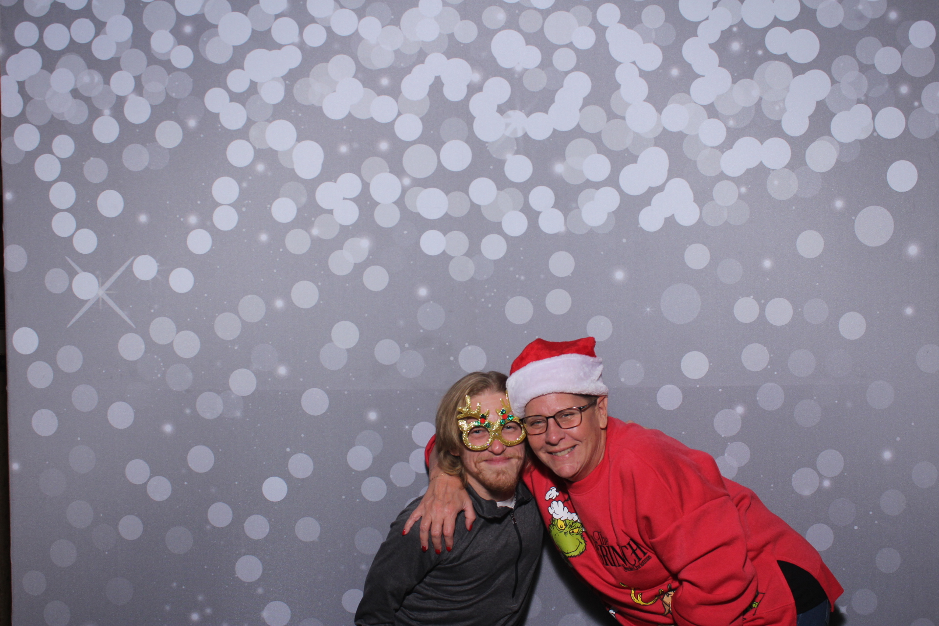 Nieman Plumbing Christmas Party | View more photos from the event at gallery.photoboothcincy.com/u/PhotoBoothCincy/Nieman-Plumbing-Christmas-Party