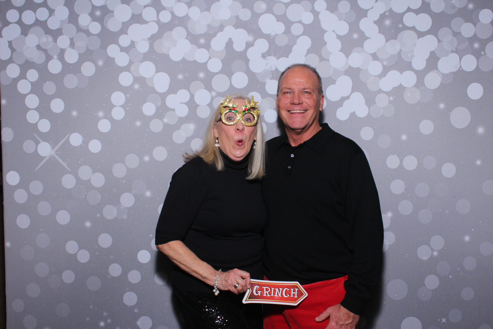 Nieman Plumbing Christmas Party | View more photos from the event at gallery.photoboothcincy.com/u/PhotoBoothCincy/Nieman-Plumbing-Christmas-Party