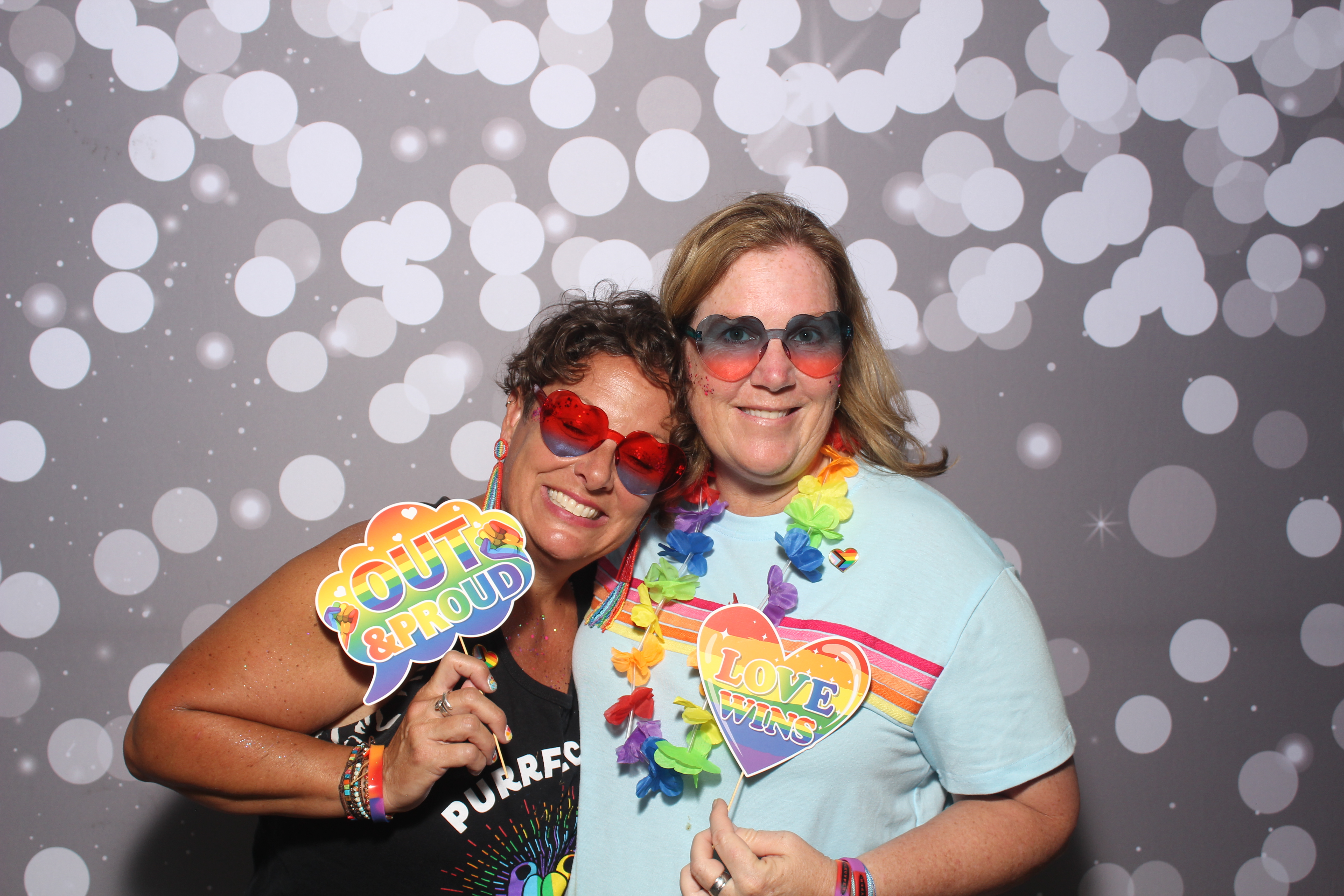 Official Pride After Party | View more photos from the event at gallery.photoboothcincy.com/u/PhotoBoothCincy/Official-Pride-After-Party