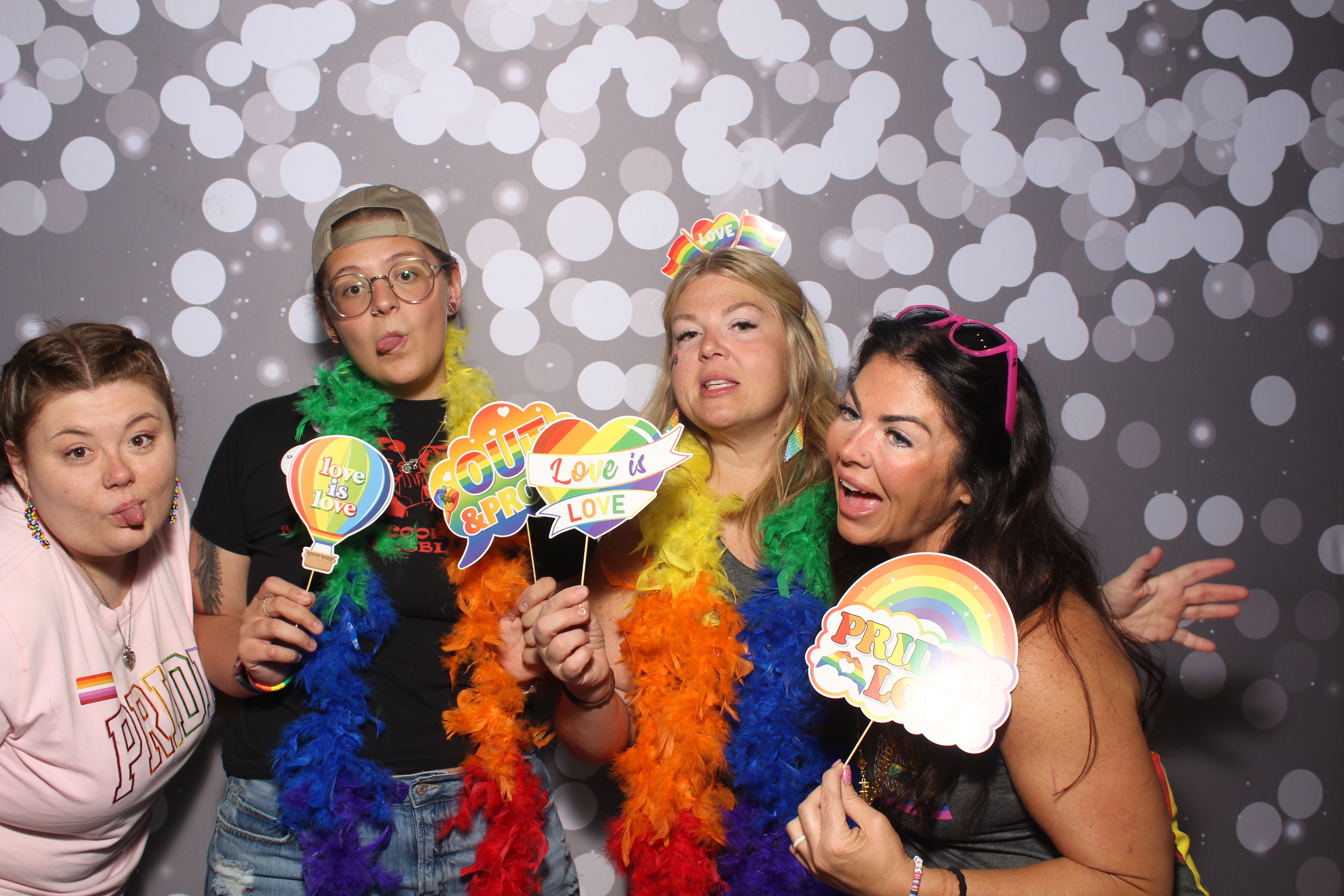 Official Pride After Party | View more photos from the event at gallery.photoboothcincy.com/u/PhotoBoothCincy/Official-Pride-After-Party