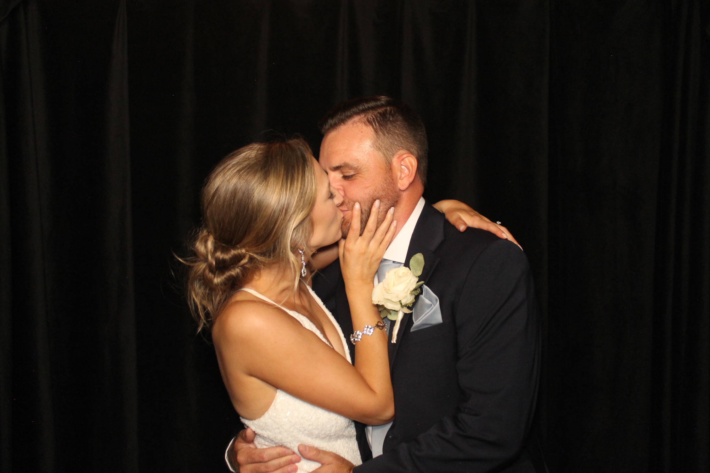 Olivia & DJ | View more photos from the event at gallery.photoboothcincy.com/u/PhotoBoothCincy/Olivia-DJ