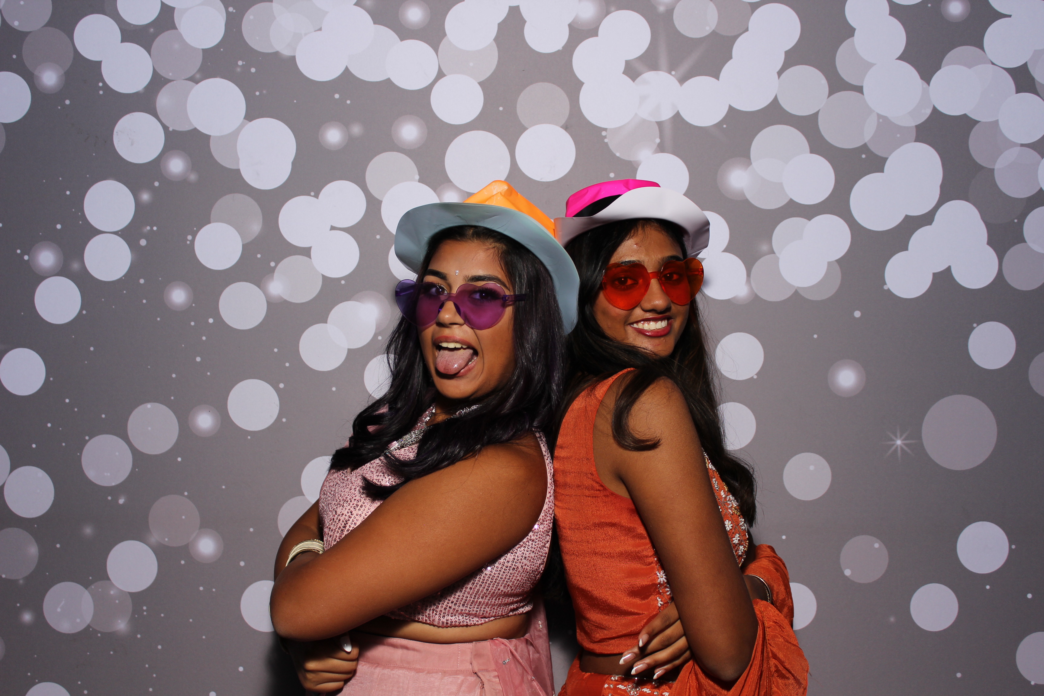 Omika's 16th Birthday | View more photos from the event at gallery.photoboothcincy.com/u/PhotoBoothCincy/Omikas-16th-Birthday