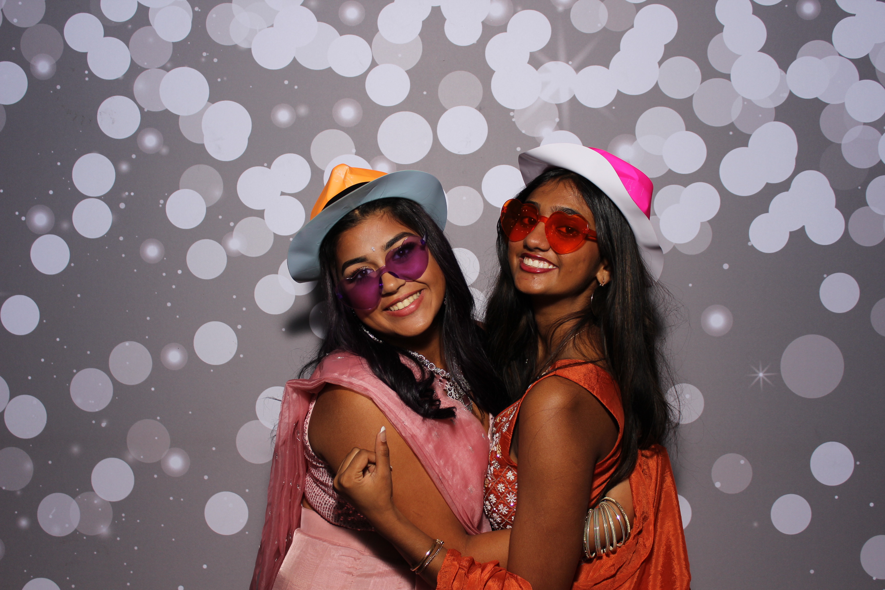 Omika's 16th Birthday | View more photos from the event at gallery.photoboothcincy.com/u/PhotoBoothCincy/Omikas-16th-Birthday