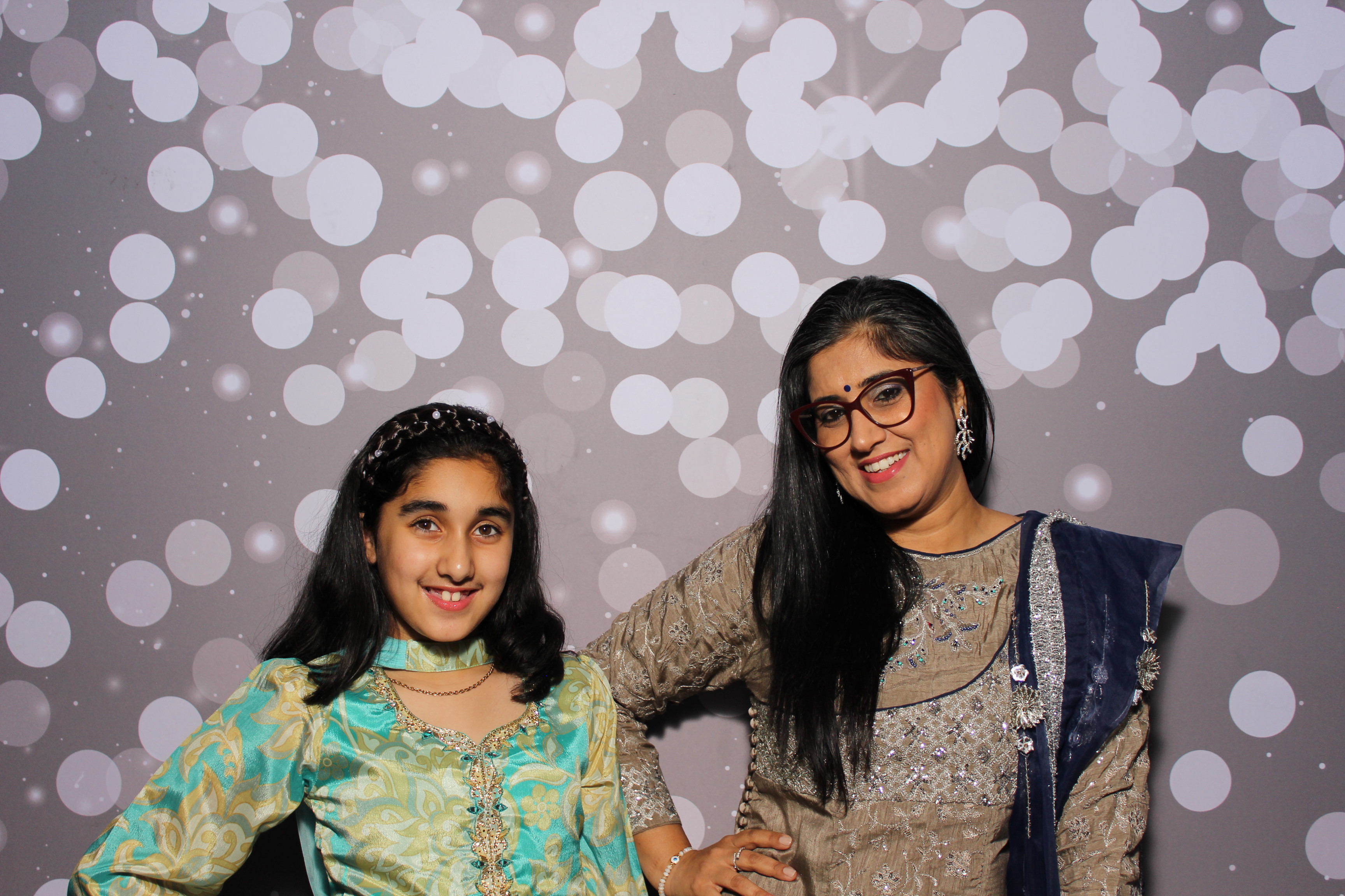 Omika's 16th Birthday | View more photos from the event at gallery.photoboothcincy.com/u/PhotoBoothCincy/Omikas-16th-Birthday