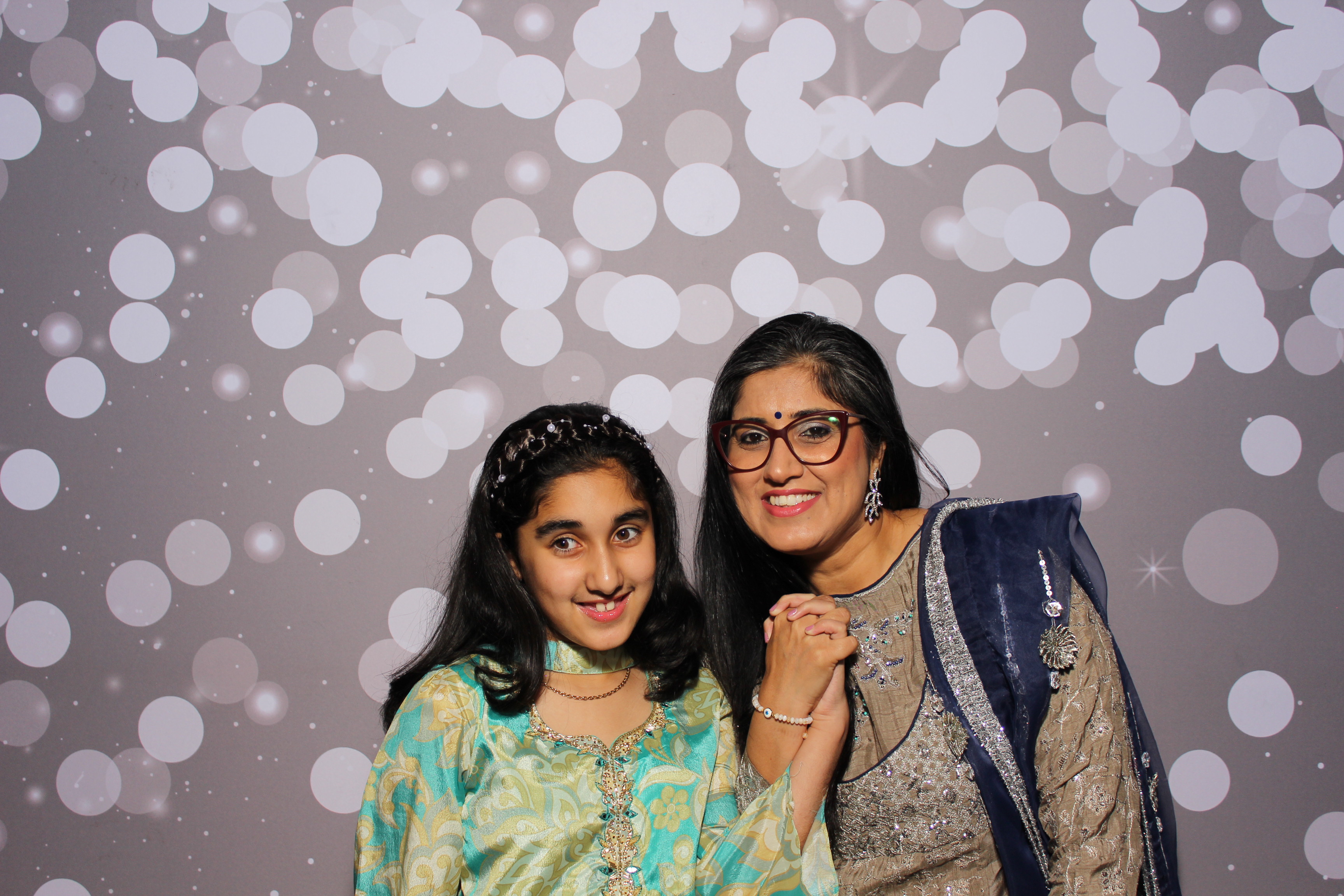 Omika's 16th Birthday | View more photos from the event at gallery.photoboothcincy.com/u/PhotoBoothCincy/Omikas-16th-Birthday