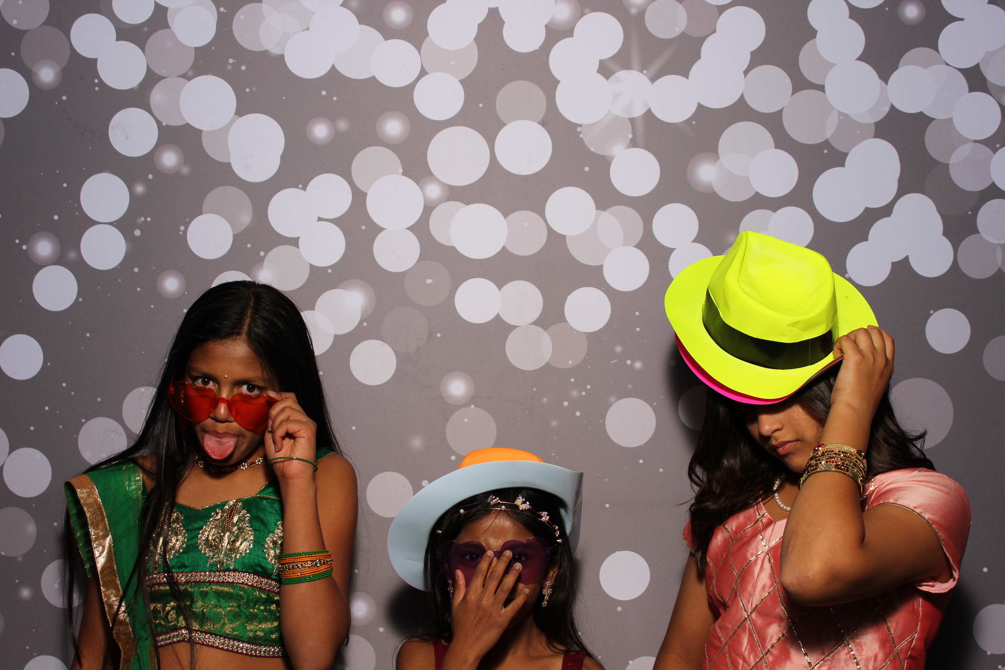 Omika's 16th Birthday | View more photos from the event at gallery.photoboothcincy.com/u/PhotoBoothCincy/Omikas-16th-Birthday