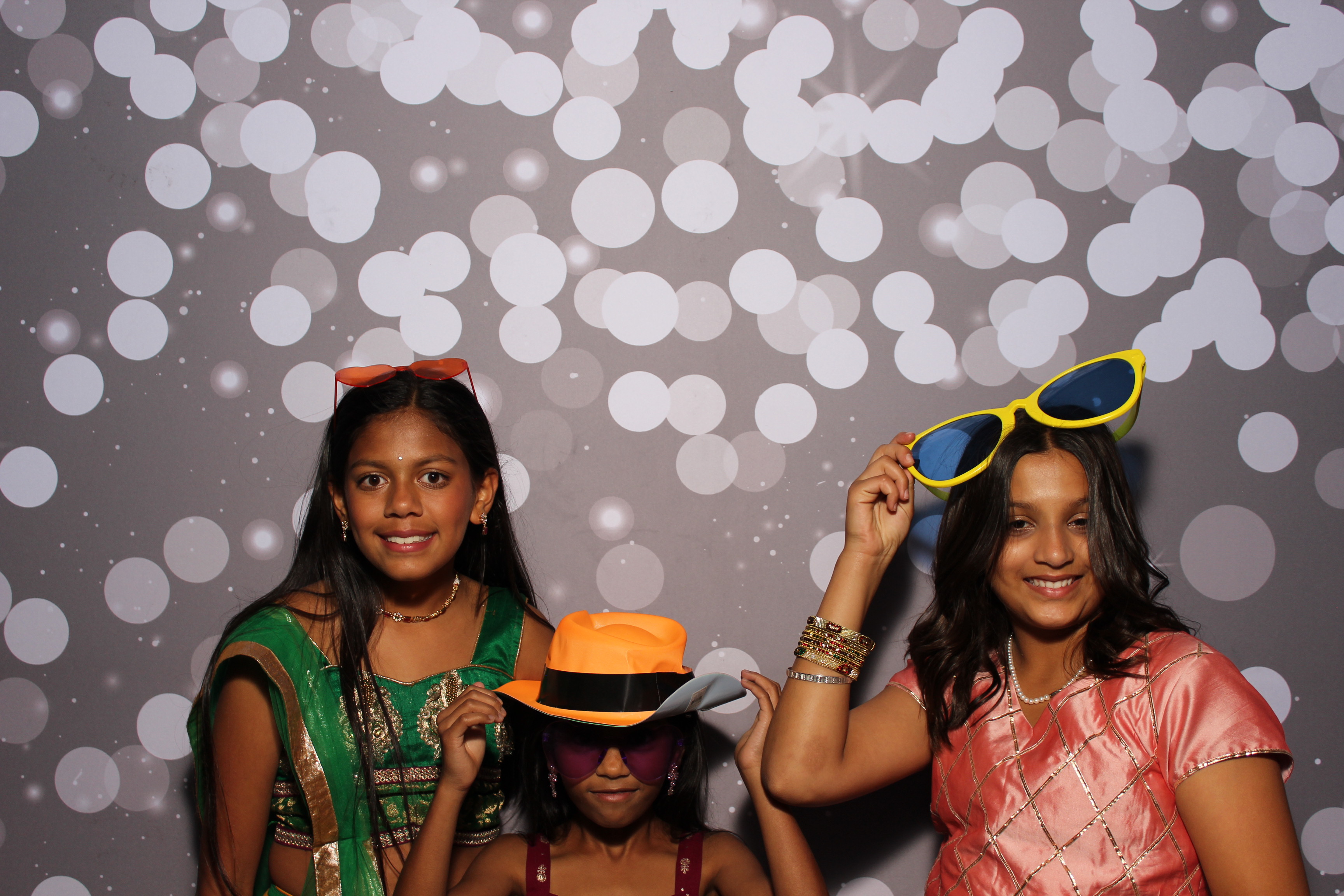 Omika's 16th Birthday | View more photos from the event at gallery.photoboothcincy.com/u/PhotoBoothCincy/Omikas-16th-Birthday