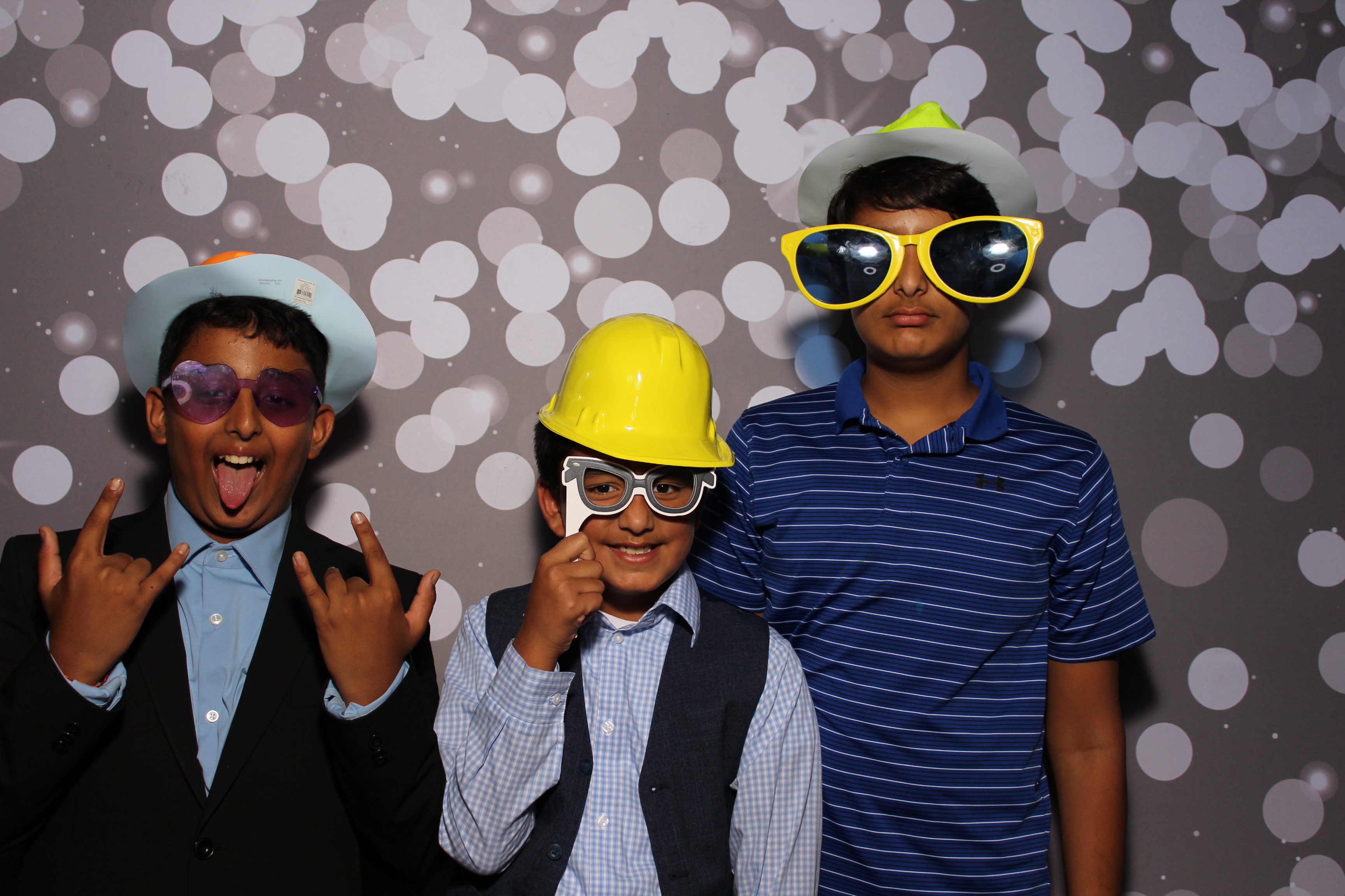 Omika's 16th Birthday | View more photos from the event at gallery.photoboothcincy.com/u/PhotoBoothCincy/Omikas-16th-Birthday