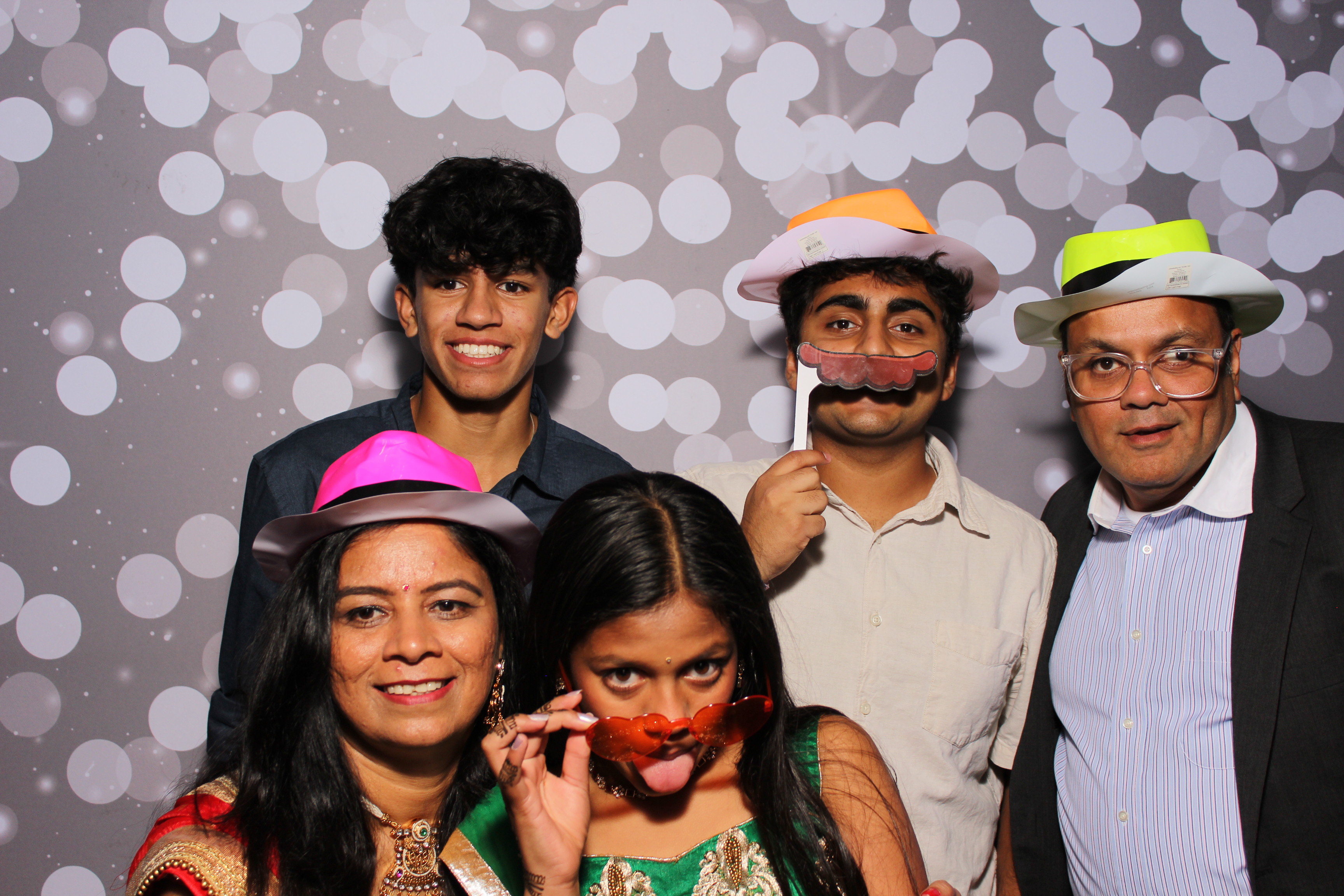 Omika's 16th Birthday | View more photos from the event at gallery.photoboothcincy.com/u/PhotoBoothCincy/Omikas-16th-Birthday