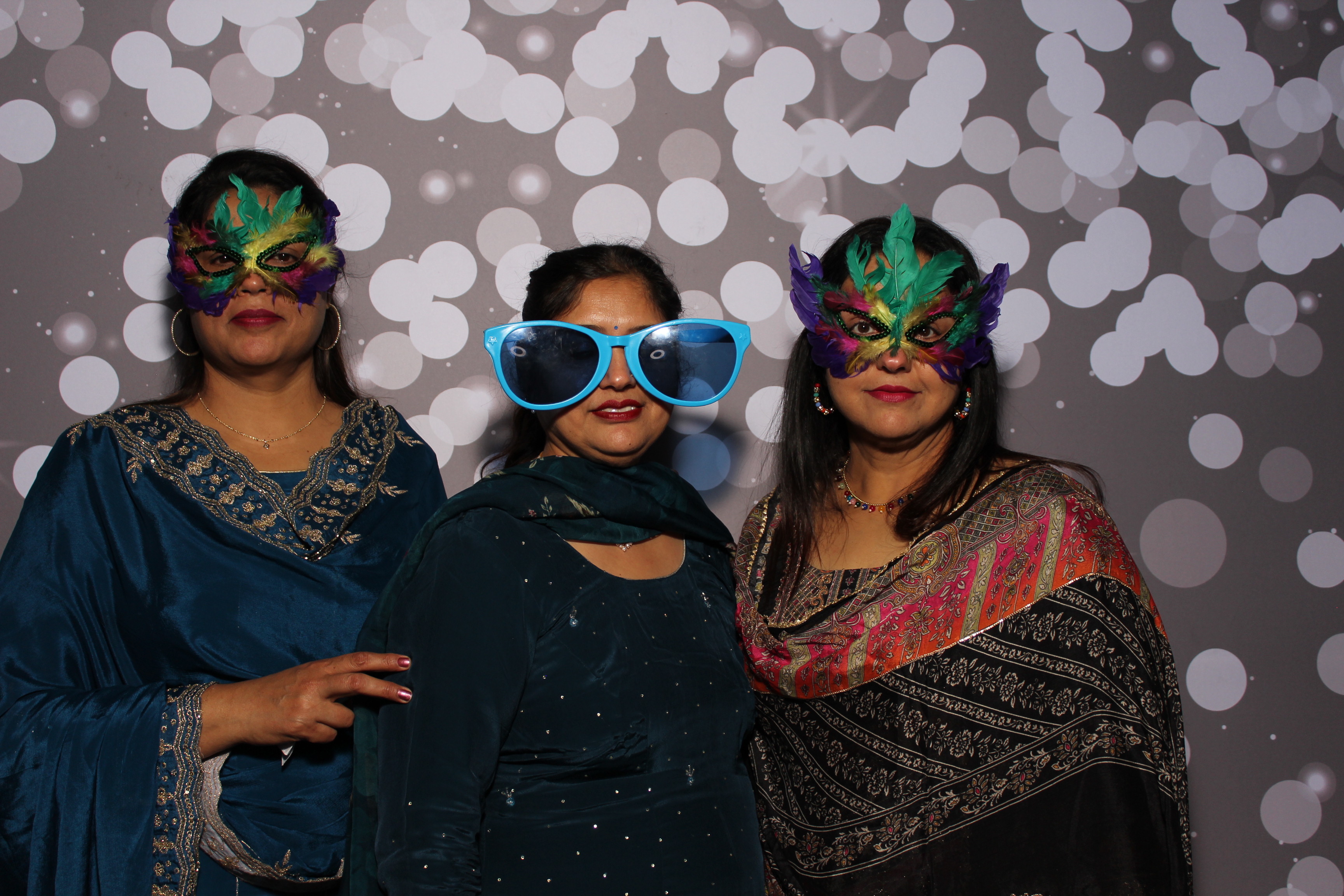 Omika's 16th Birthday | View more photos from the event at gallery.photoboothcincy.com/u/PhotoBoothCincy/Omikas-16th-Birthday