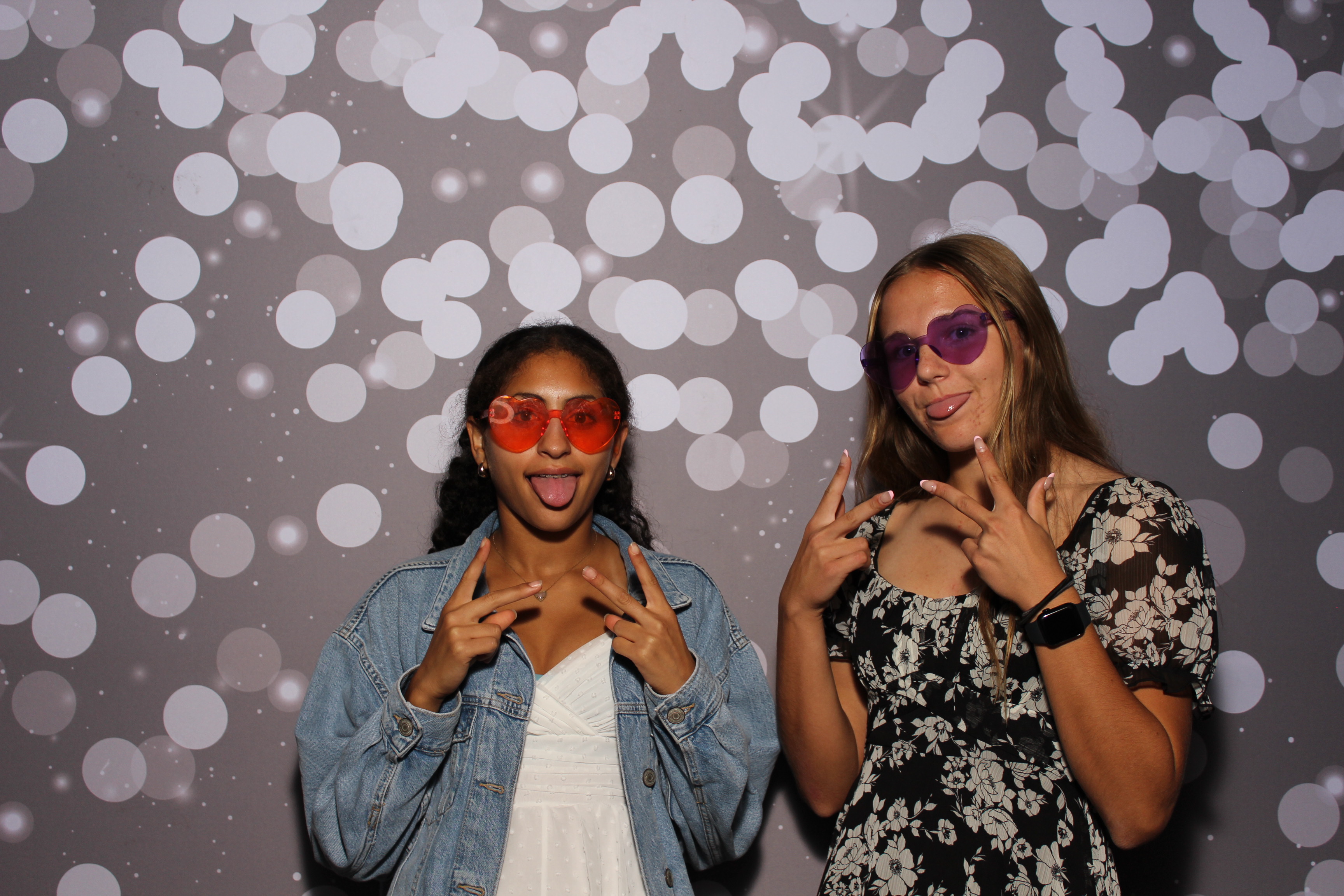 Omika's 16th Birthday | View more photos from the event at gallery.photoboothcincy.com/u/PhotoBoothCincy/Omikas-16th-Birthday