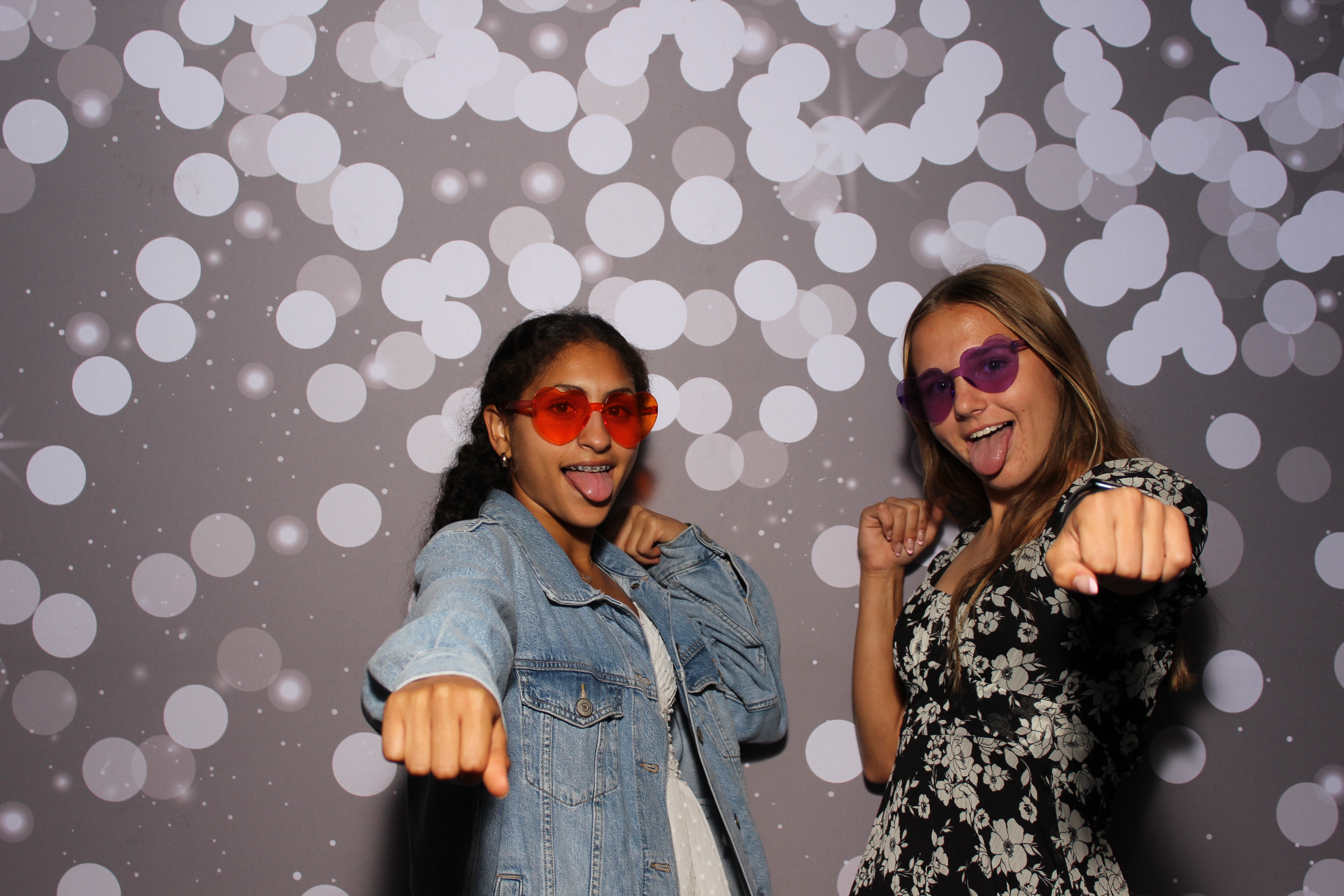 Omika's 16th Birthday | View more photos from the event at gallery.photoboothcincy.com/u/PhotoBoothCincy/Omikas-16th-Birthday