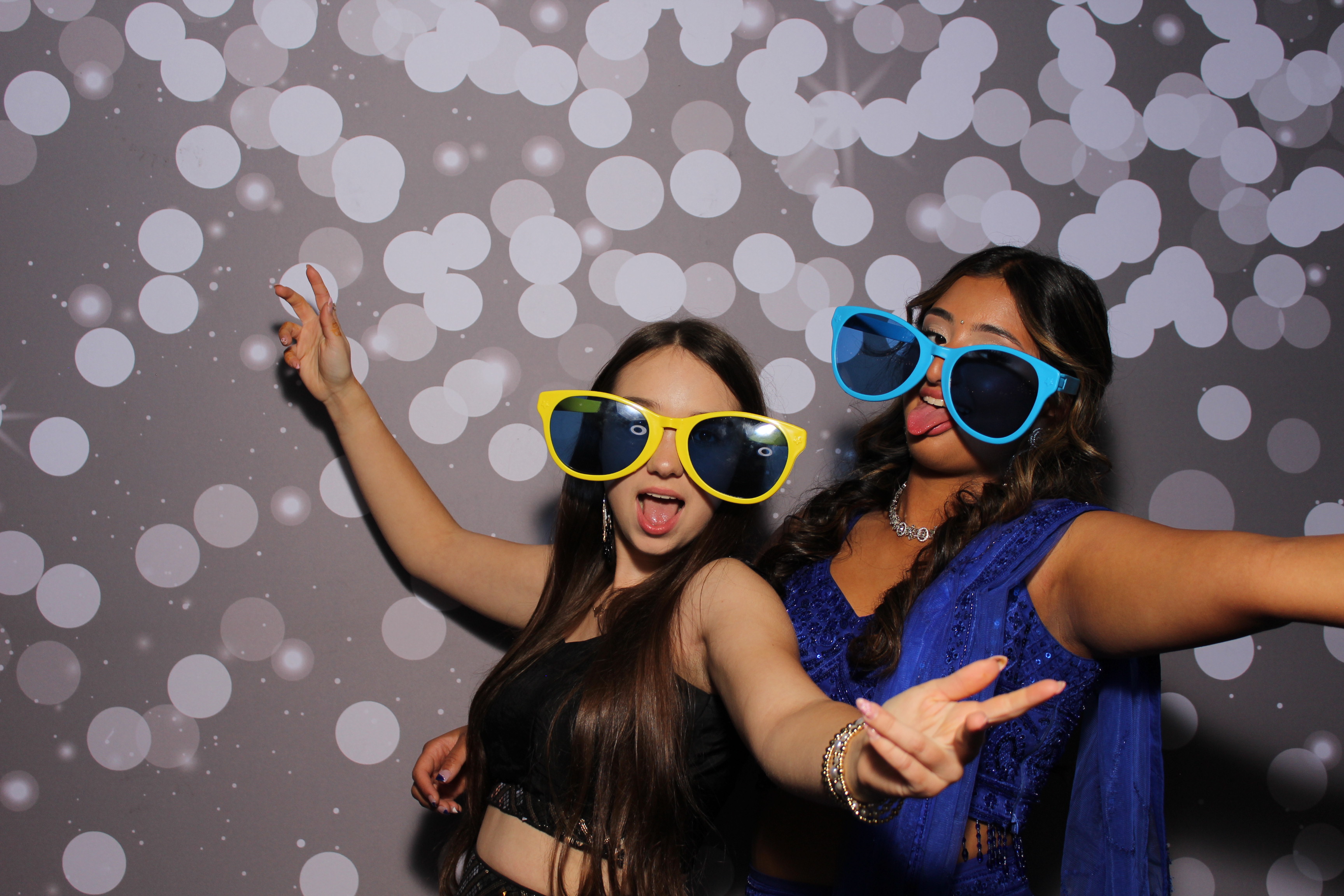Omika's 16th Birthday | View more photos from the event at gallery.photoboothcincy.com/u/PhotoBoothCincy/Omikas-16th-Birthday