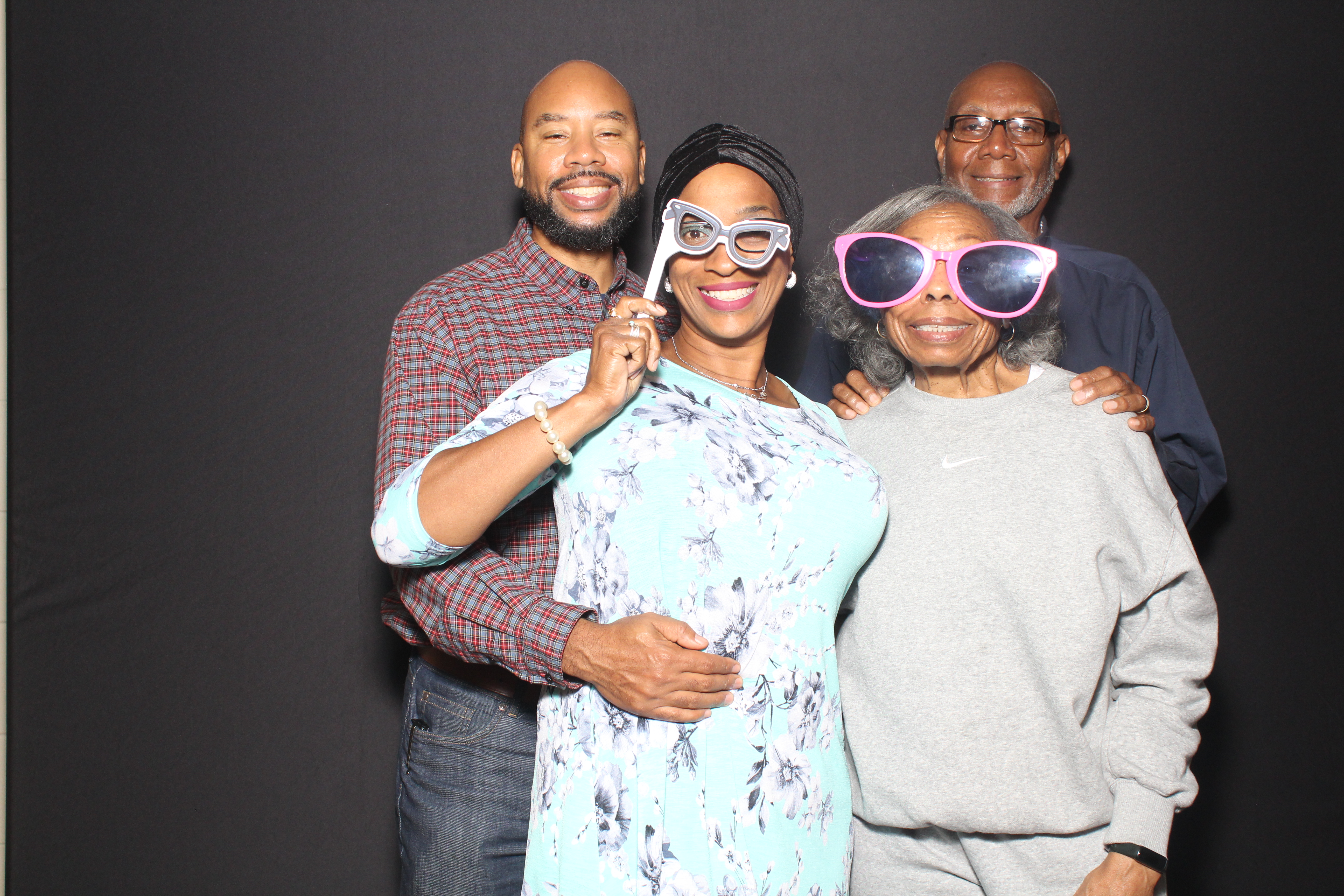 Pastor J's Birthday | View more photos from the event at gallery.photoboothcincy.com/u/PhotoBoothCincy/Pastor-Js-Birthday