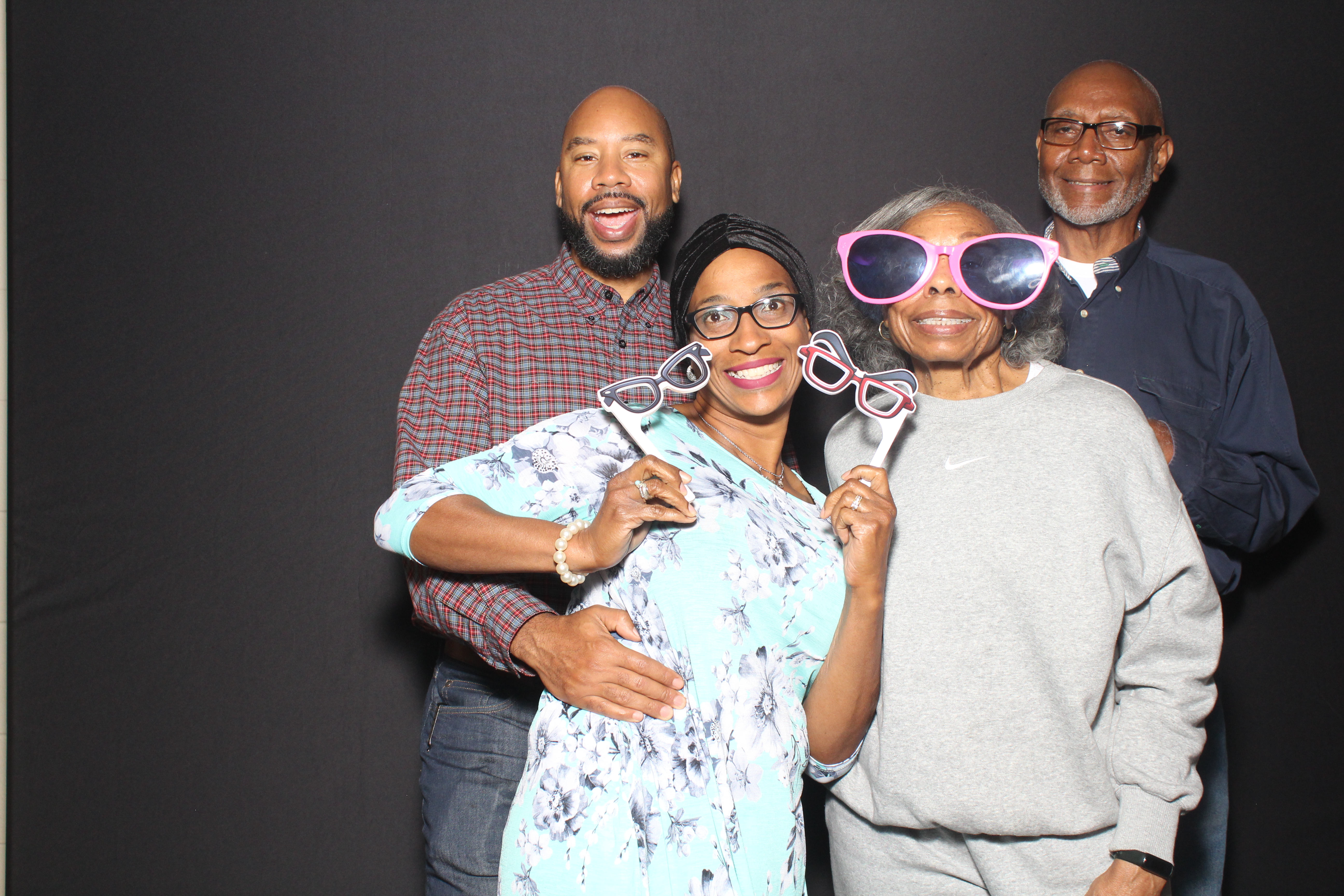 Pastor J's Birthday | View more photos from the event at gallery.photoboothcincy.com/u/PhotoBoothCincy/Pastor-Js-Birthday