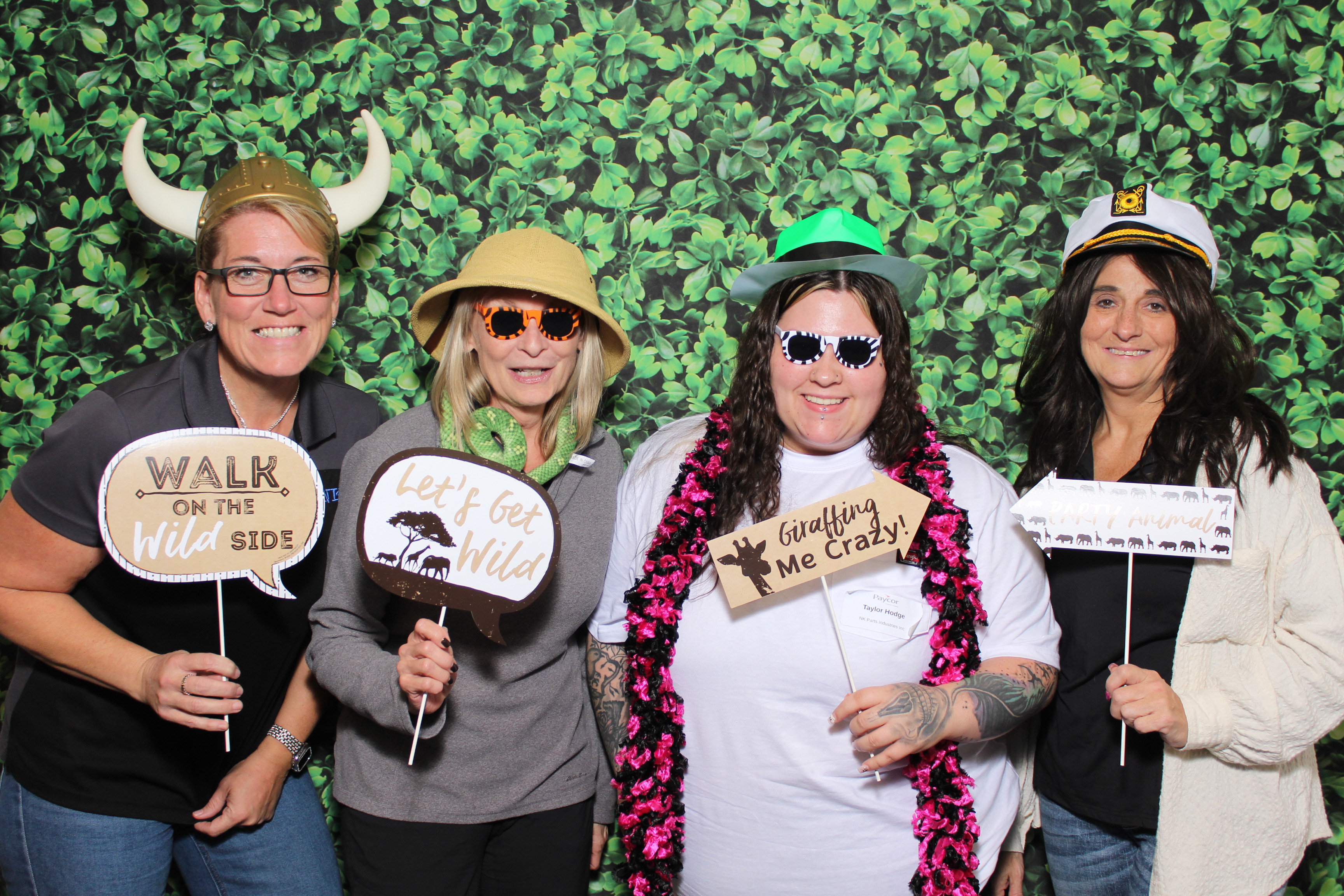 Paycor at the Cincinnati Zoo | View more photos from the event at gallery.photoboothcincy.com/u/PhotoBoothCincy/Paycor-at-the-Cincinnati-Zoo