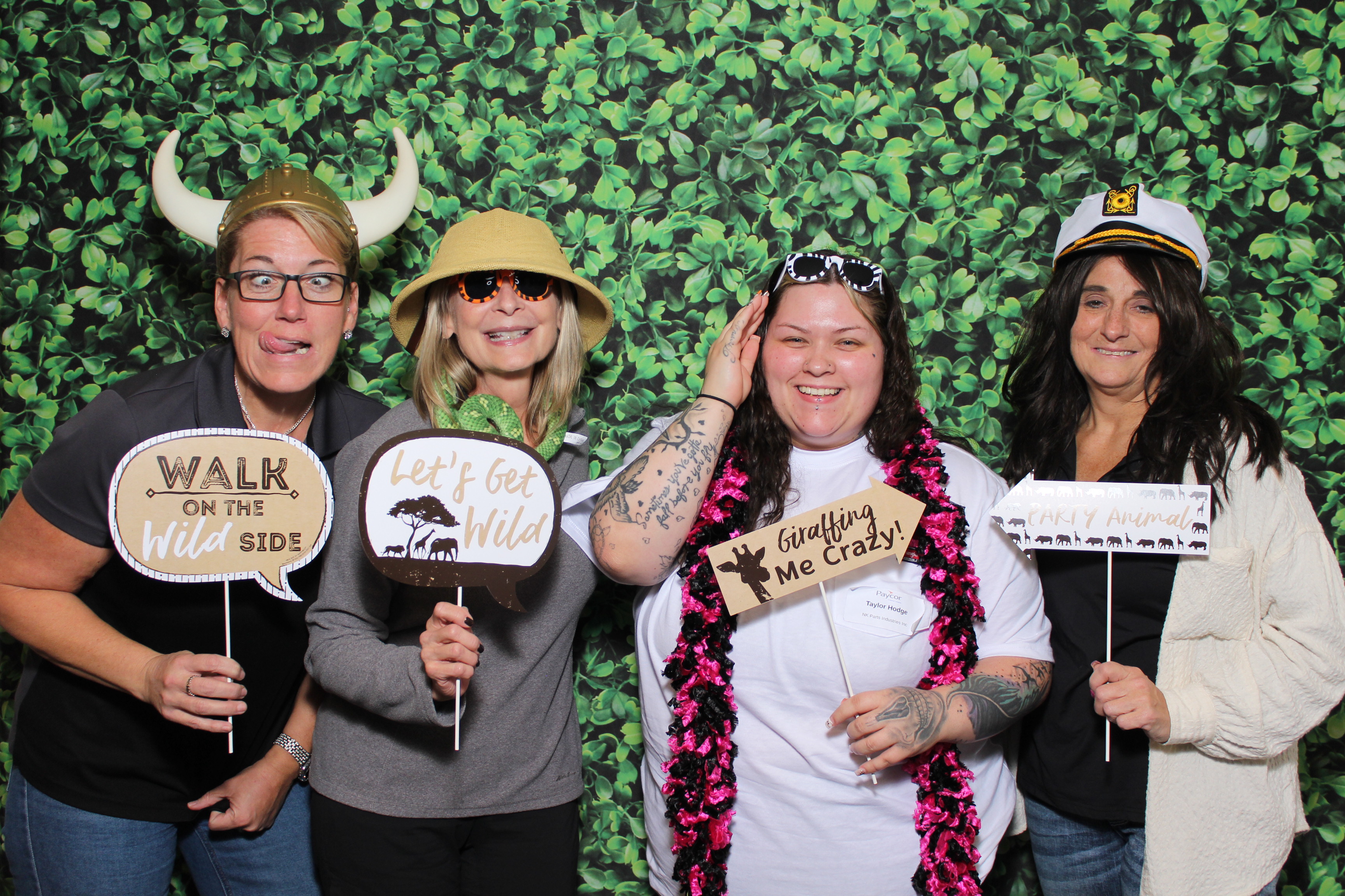 Paycor at the Cincinnati Zoo | View more photos from the event at gallery.photoboothcincy.com/u/PhotoBoothCincy/Paycor-at-the-Cincinnati-Zoo