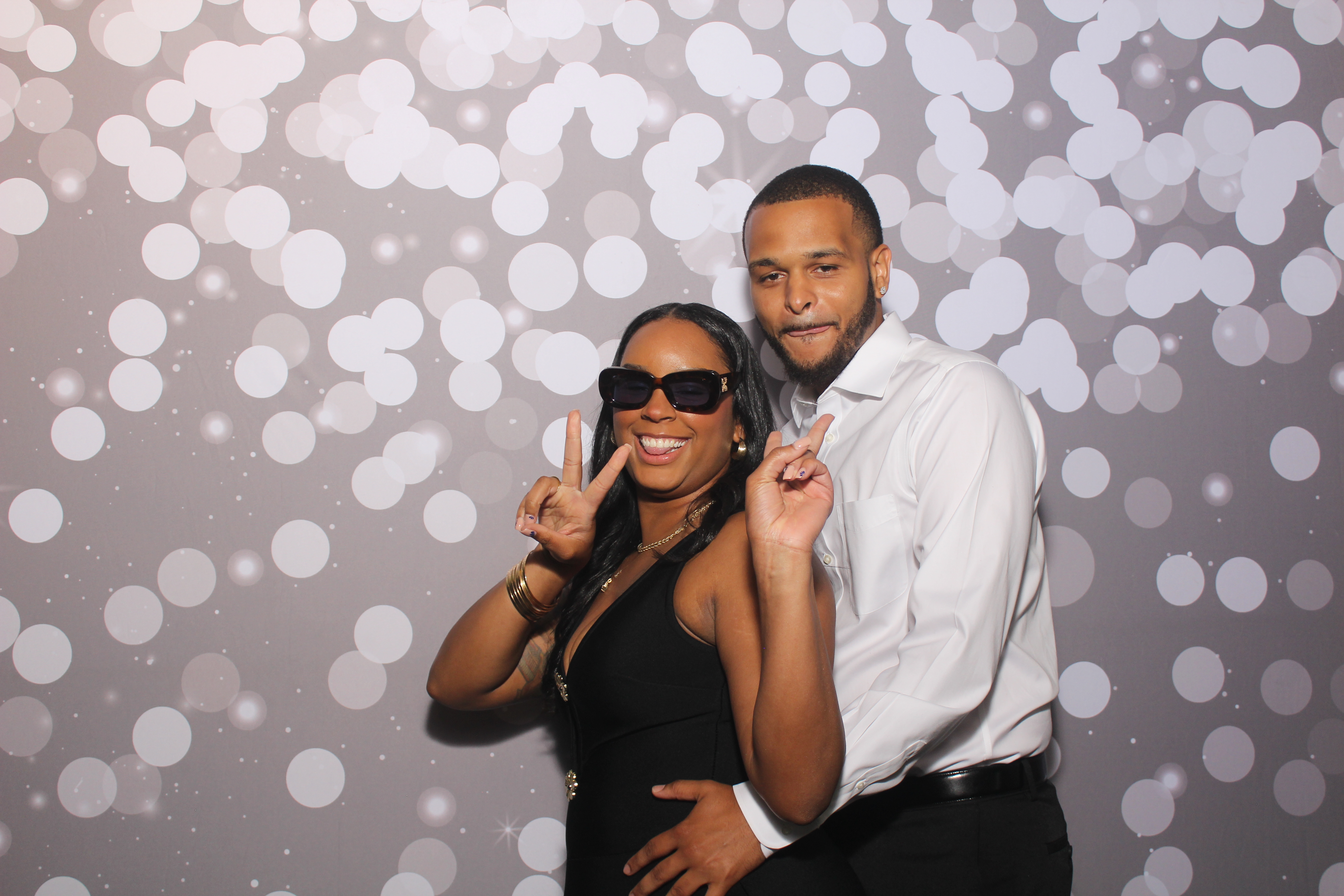 Powell Wedding 2025 | View more photos from the event at gallery.photoboothcincy.com/u/PhotoBoothCincy/Powell-Wedding-2025