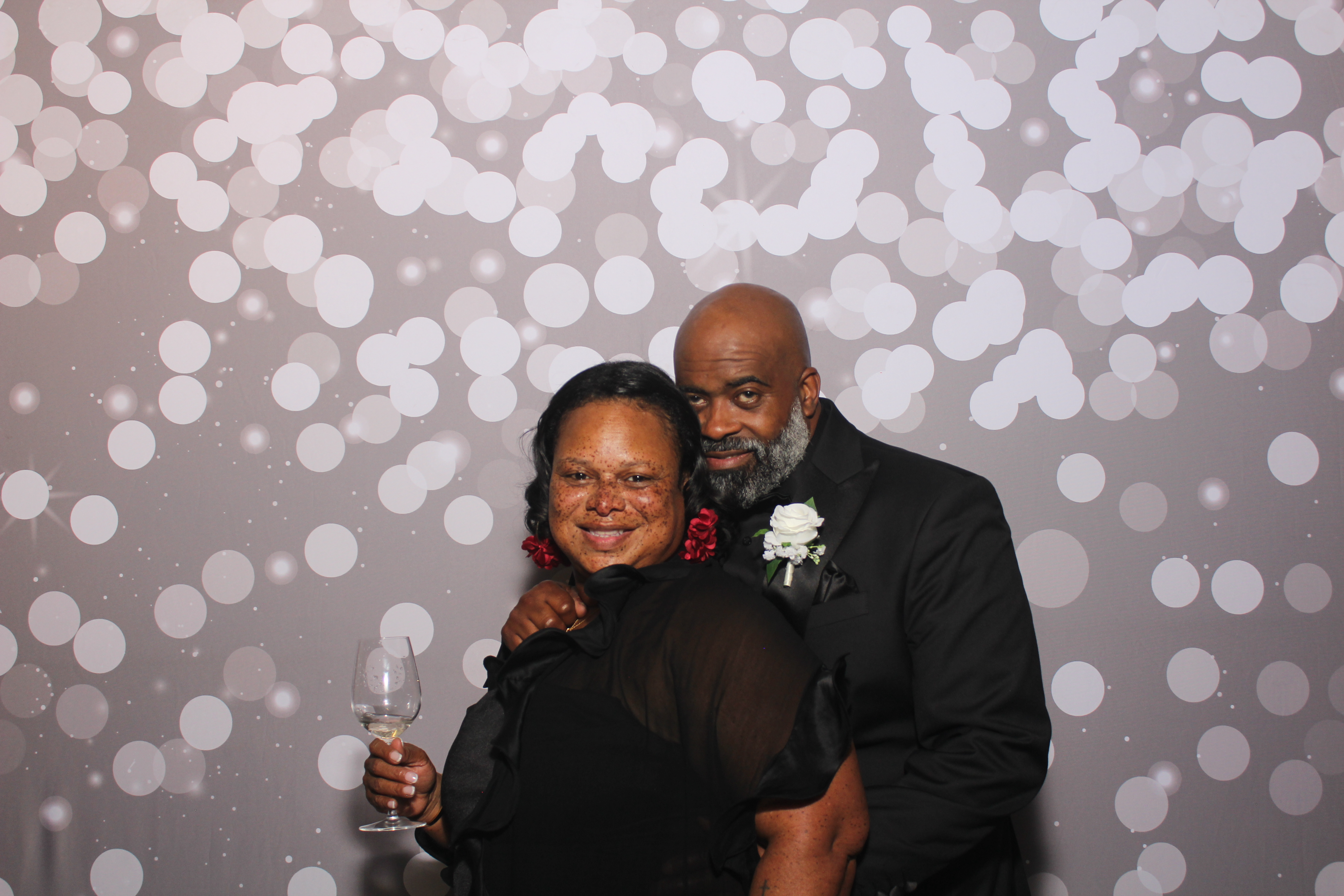 Powell Wedding 2025 | View more photos from the event at gallery.photoboothcincy.com/u/PhotoBoothCincy/Powell-Wedding-2025
