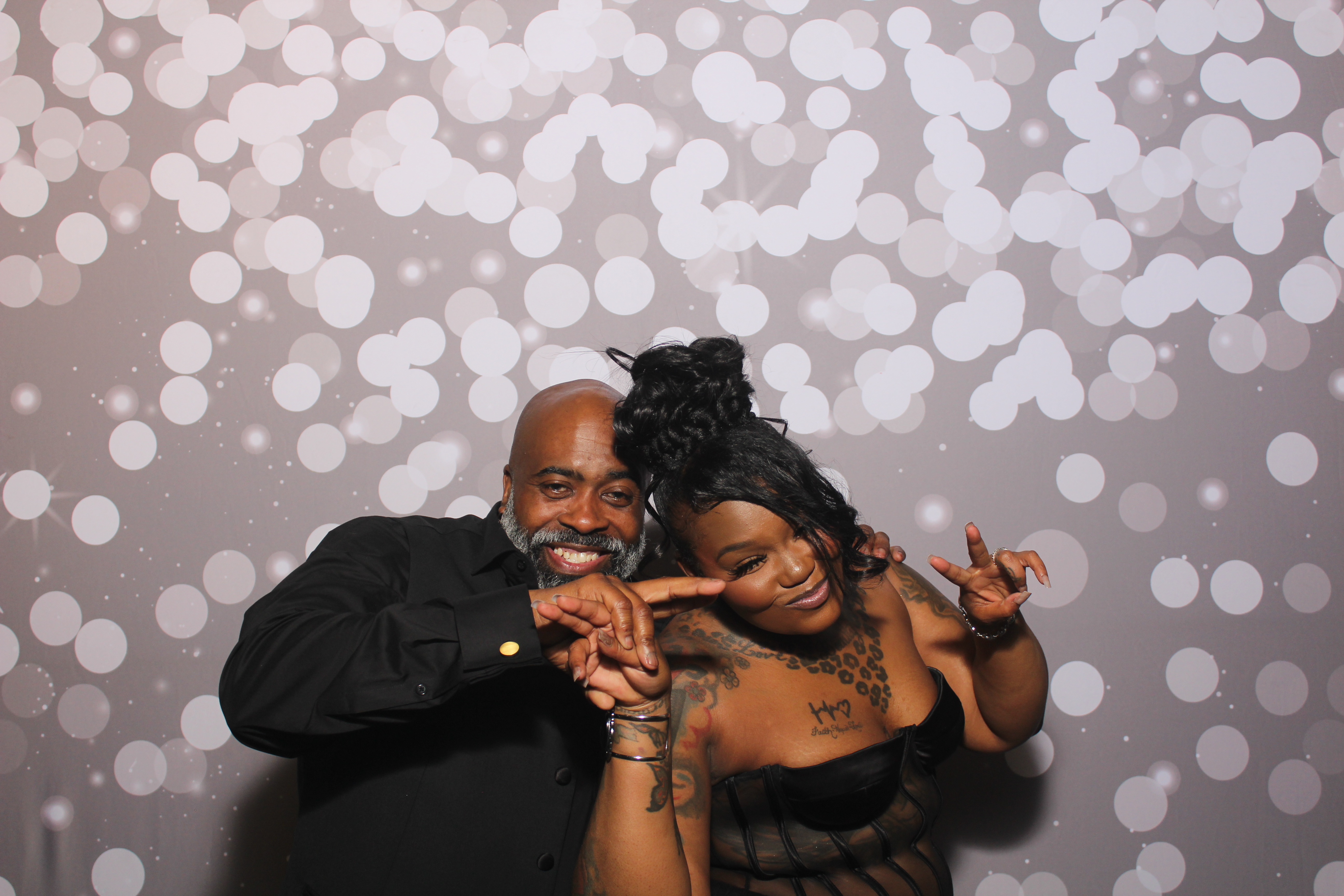 Powell Wedding 2025 | View more photos from the event at gallery.photoboothcincy.com/u/PhotoBoothCincy/Powell-Wedding-2025