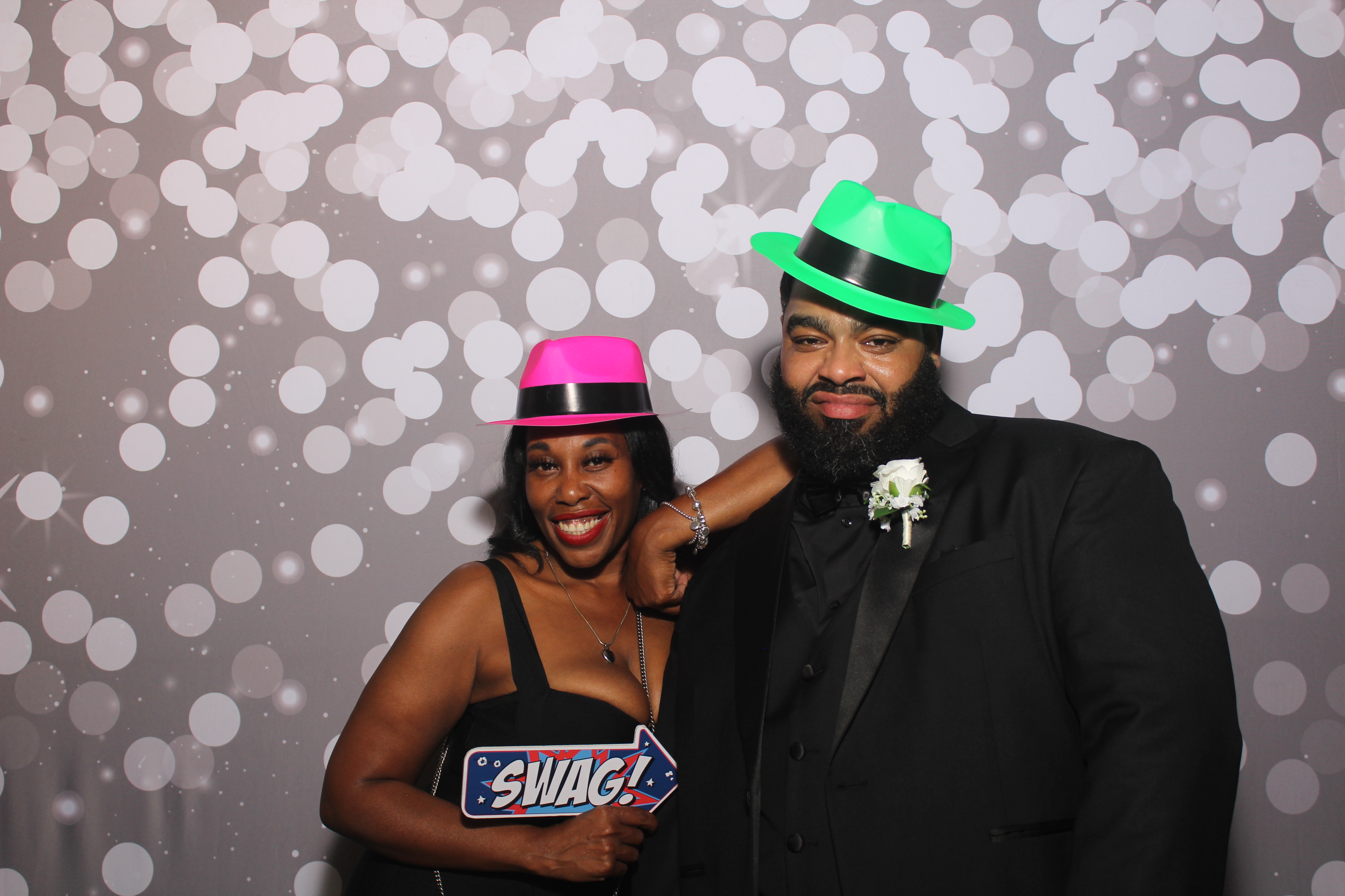 Powell Wedding 2025 | View more photos from the event at gallery.photoboothcincy.com/u/PhotoBoothCincy/Powell-Wedding-2025