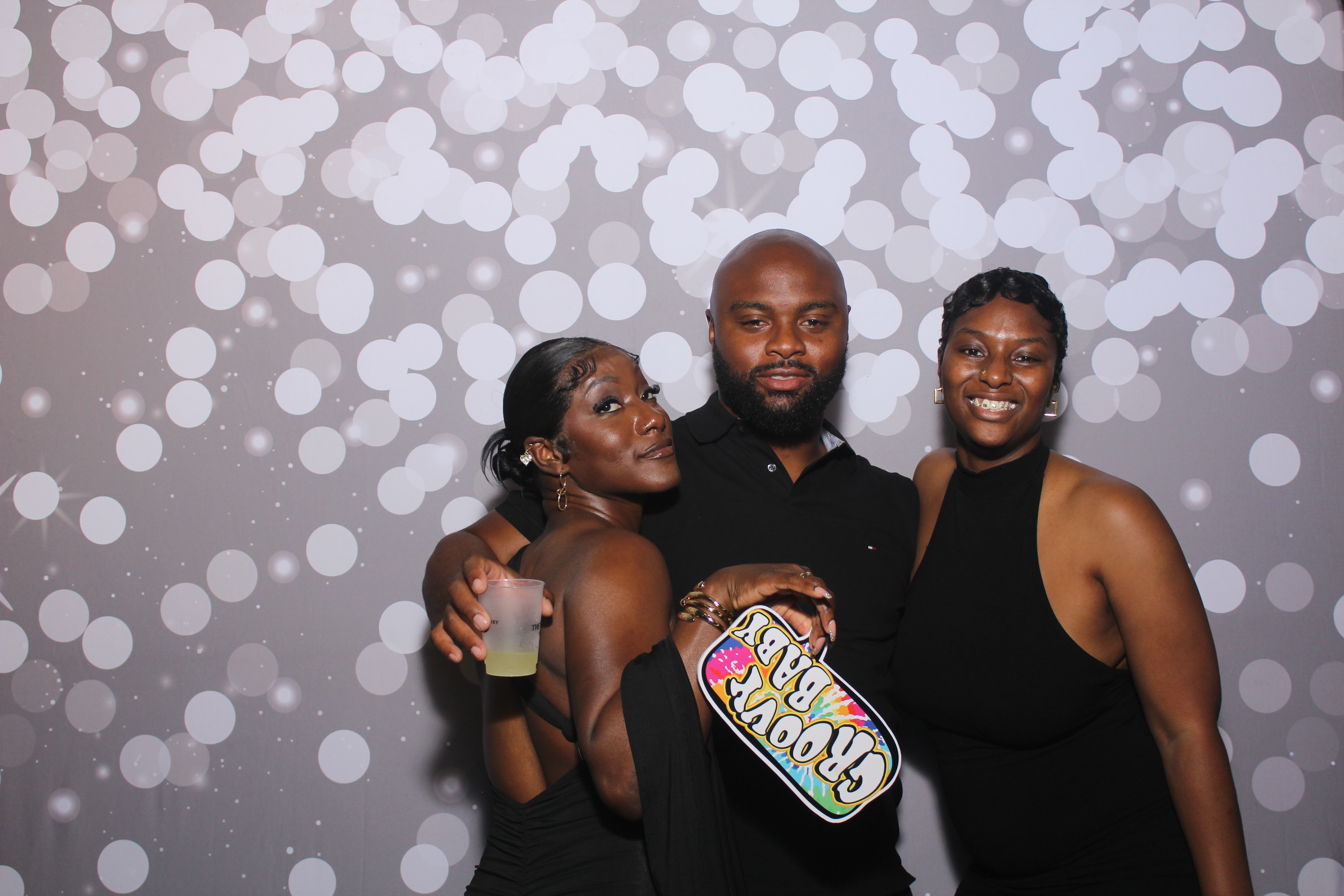 Powell Wedding 2025 | View more photos from the event at gallery.photoboothcincy.com/u/PhotoBoothCincy/Powell-Wedding-2025
