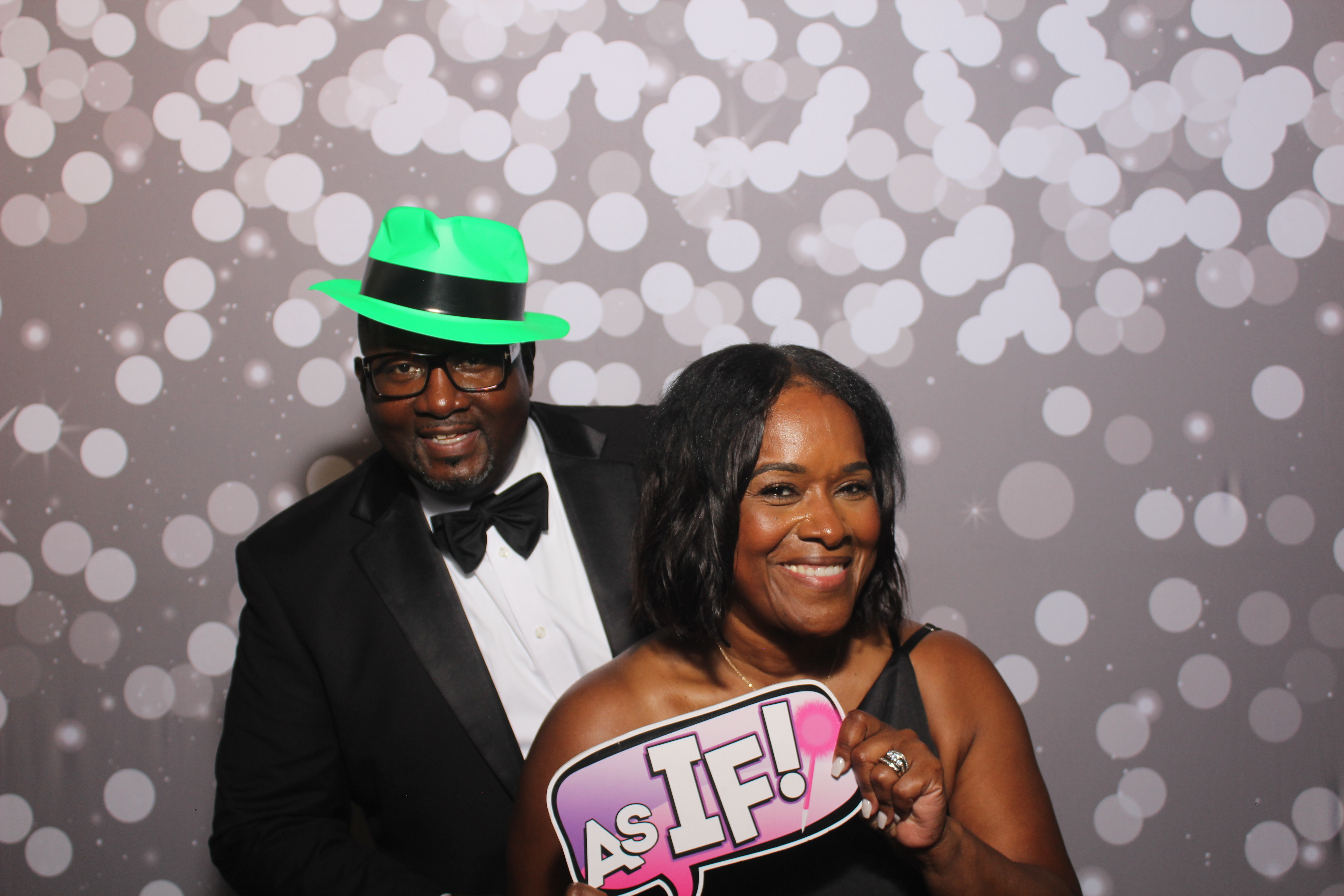 Powell Wedding 2025 | View more photos from the event at gallery.photoboothcincy.com/u/PhotoBoothCincy/Powell-Wedding-2025