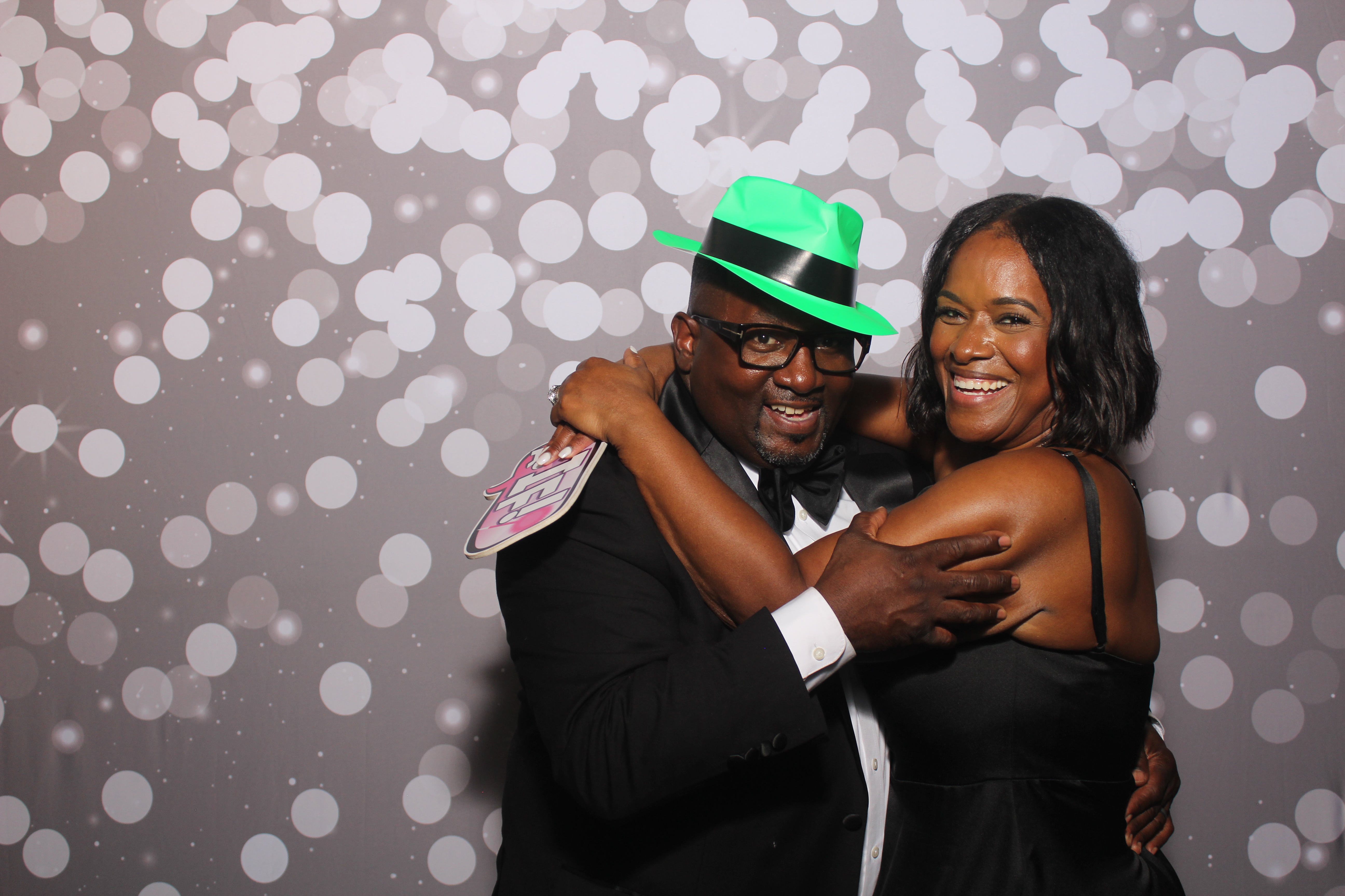 Powell Wedding 2025 | View more photos from the event at gallery.photoboothcincy.com/u/PhotoBoothCincy/Powell-Wedding-2025