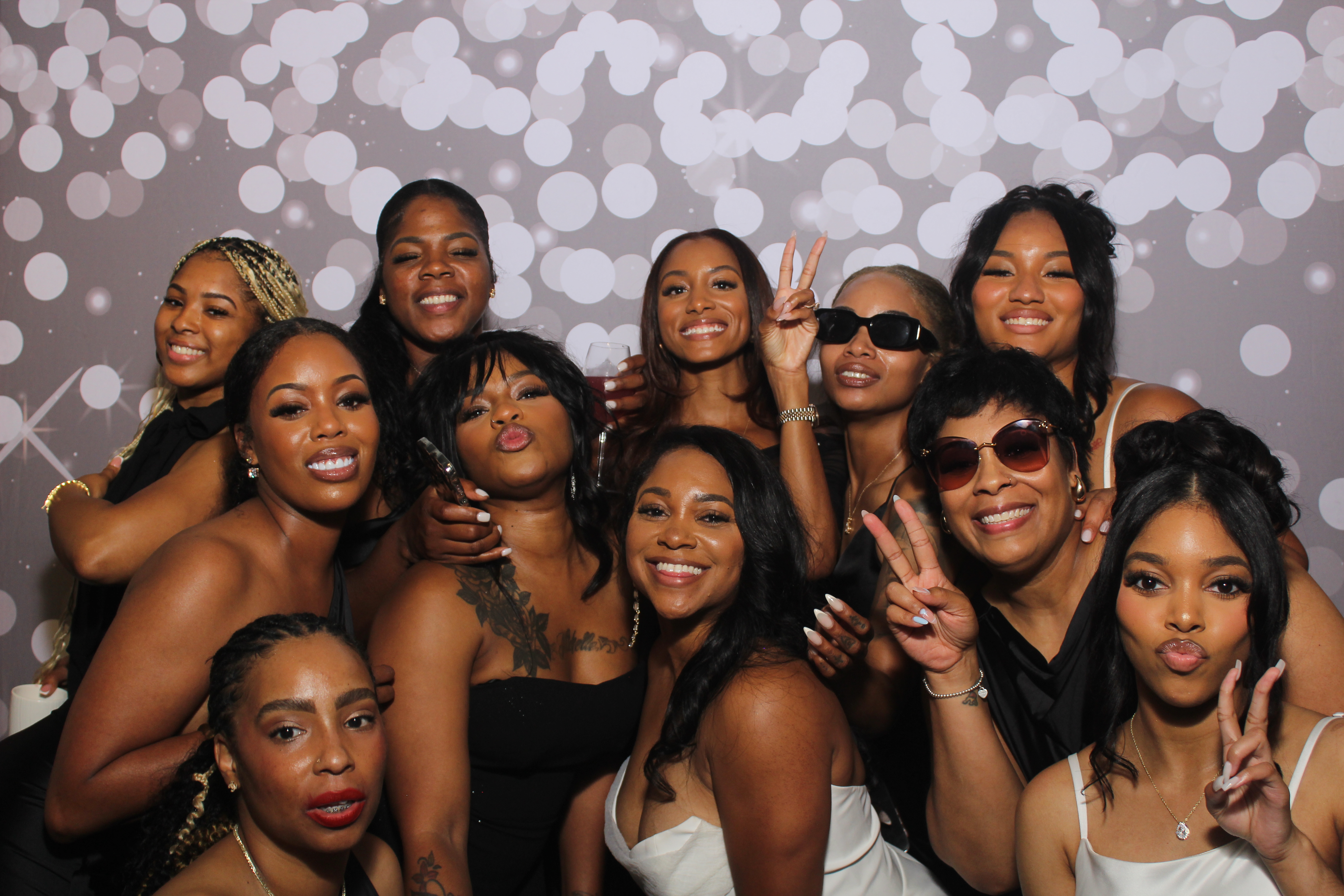 Powell Wedding 2025 | View more photos from the event at gallery.photoboothcincy.com/u/PhotoBoothCincy/Powell-Wedding-2025