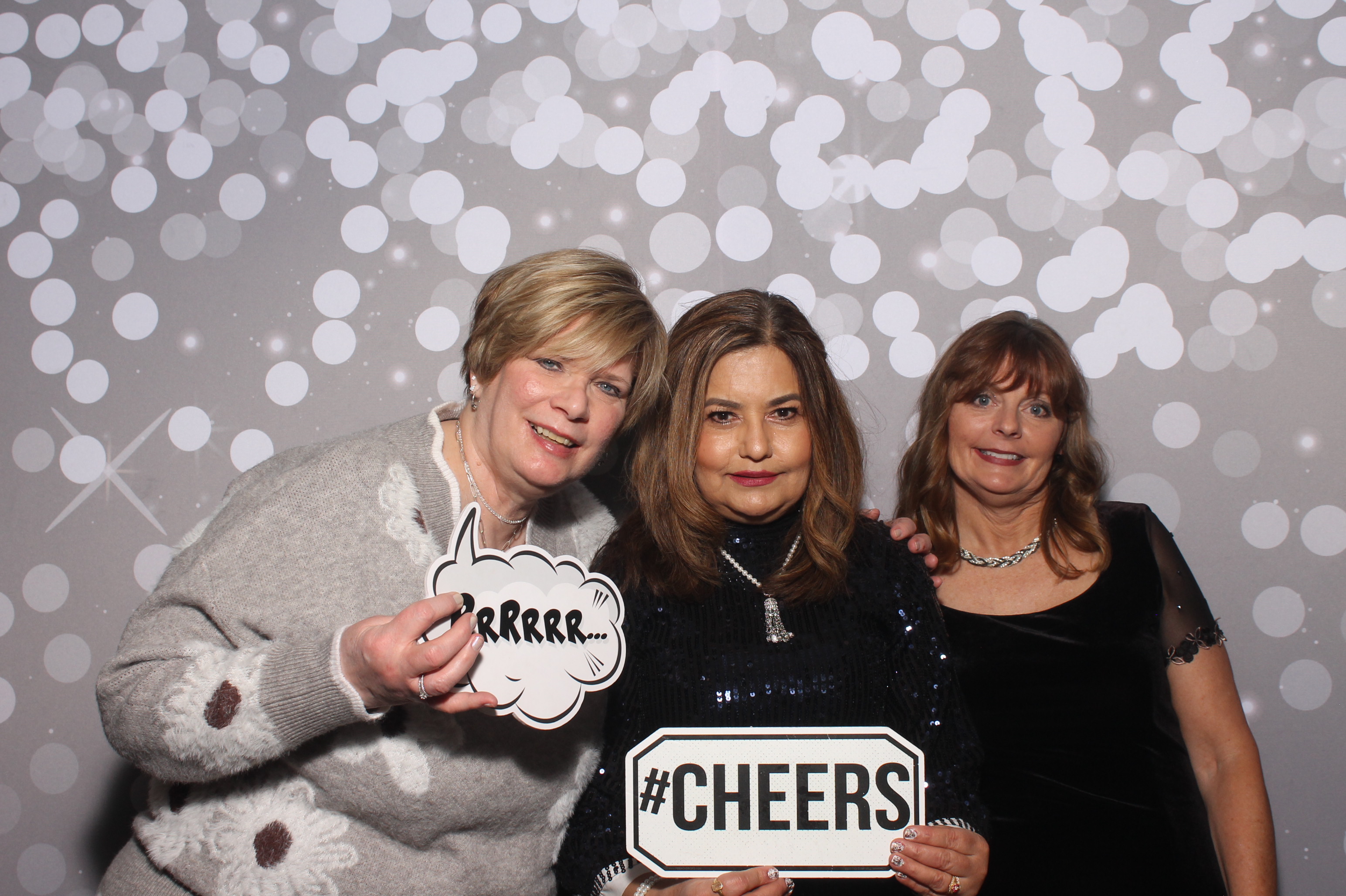Protiviti Party | View more photos from the event at gallery.photoboothcincy.com/u/PhotoBoothCincy/Protiviti-Party
