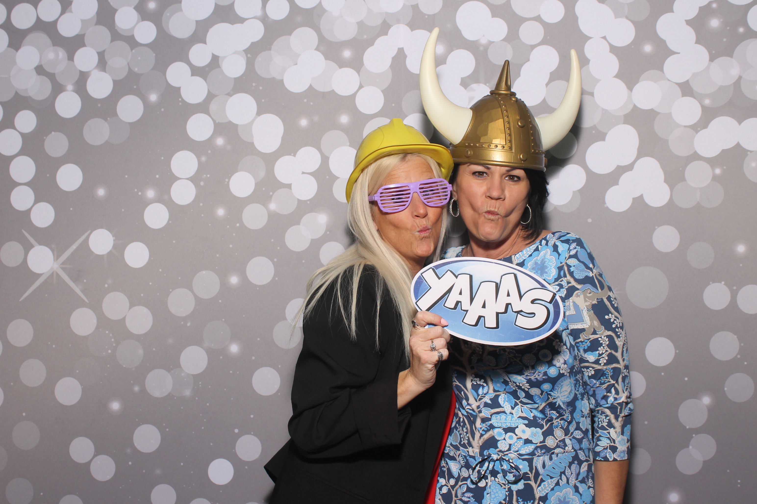 Protiviti Party | View more photos from the event at gallery.photoboothcincy.com/u/PhotoBoothCincy/Protiviti-Party