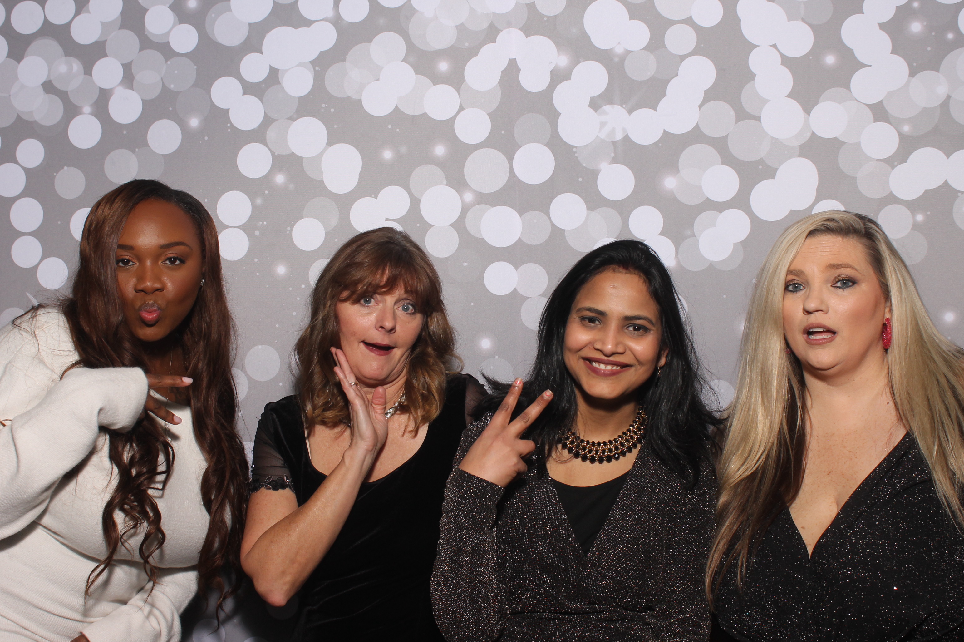 Protiviti Party | View more photos from the event at gallery.photoboothcincy.com/u/PhotoBoothCincy/Protiviti-Party