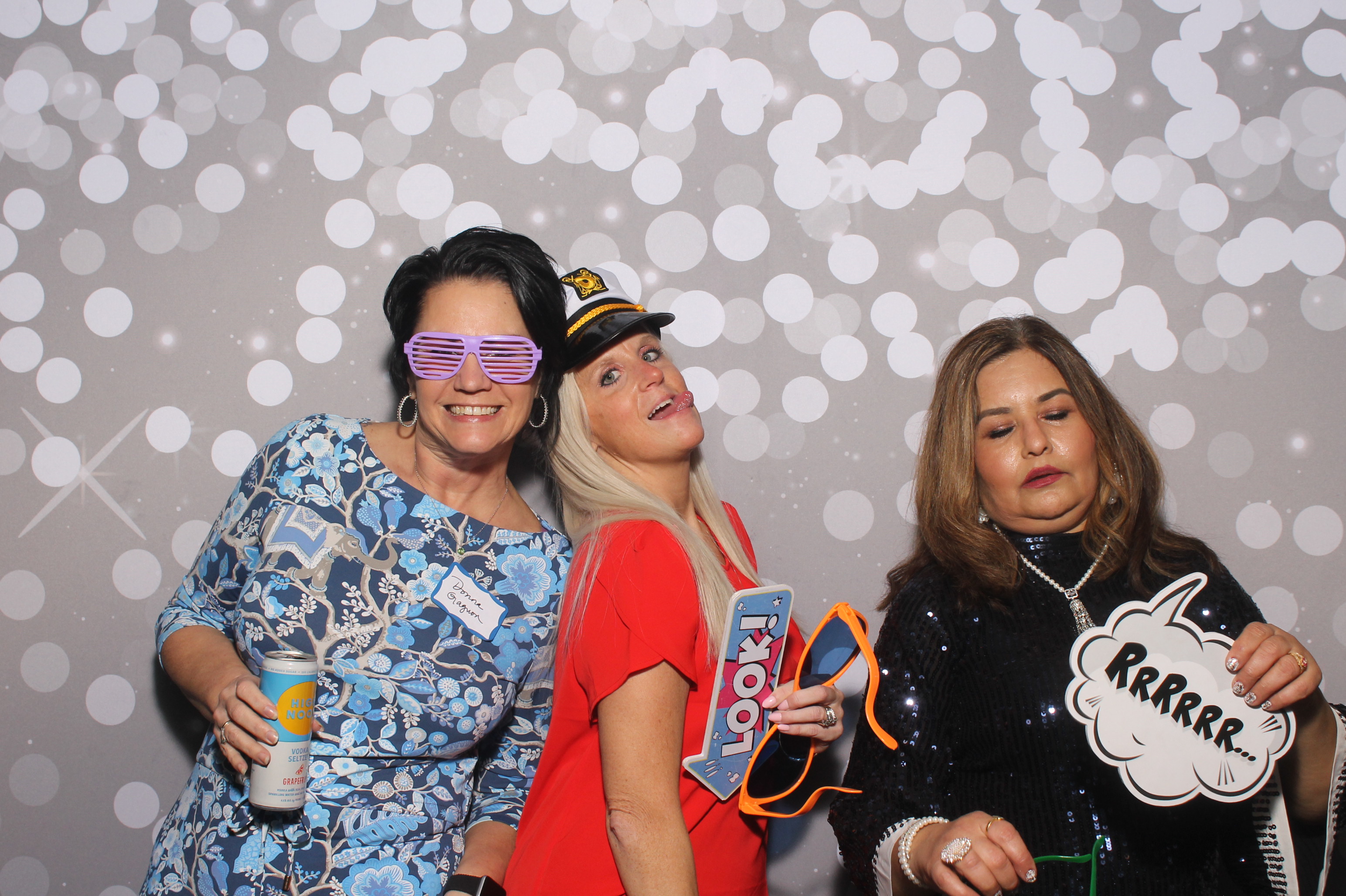 Protiviti Party | View more photos from the event at gallery.photoboothcincy.com/u/PhotoBoothCincy/Protiviti-Party