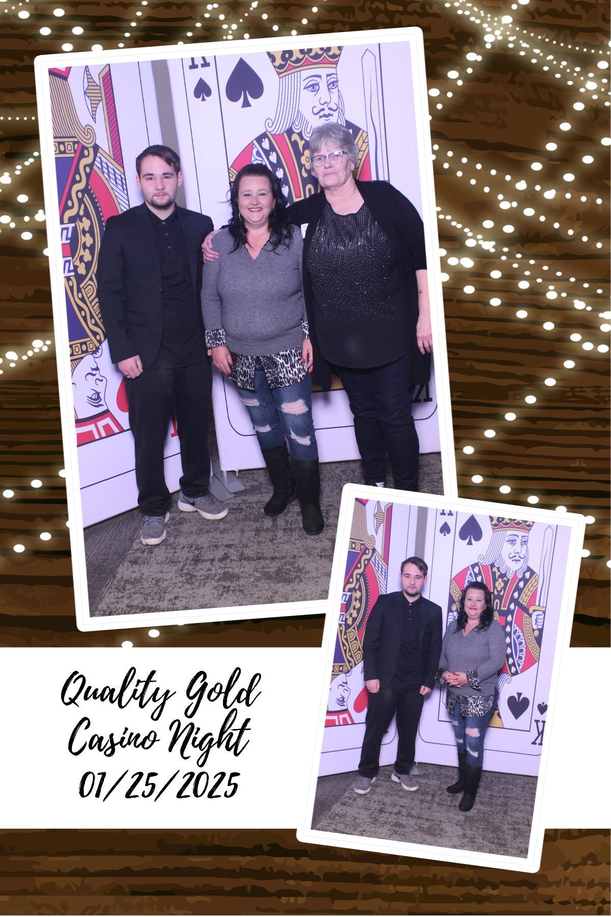 Quality Gold Holiday Party  | View more photos from the event at gallery.photoboothcincy.com/u/PhotoBoothCincy/Quality-Gold-Holiday-Party