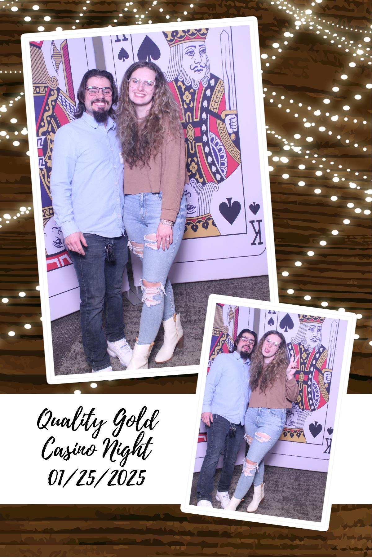 Quality Gold Holiday Party  | View more photos from the event at gallery.photoboothcincy.com/u/PhotoBoothCincy/Quality-Gold-Holiday-Party