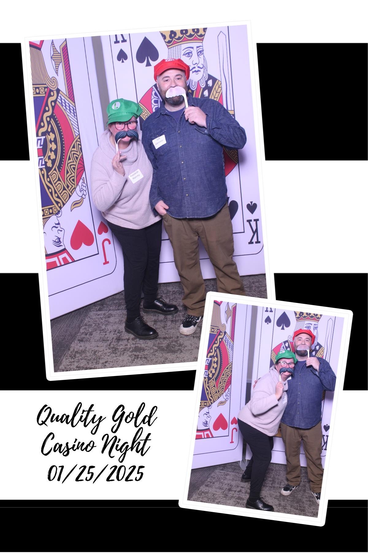 Quality Gold Holiday Party  | View more photos from the event at gallery.photoboothcincy.com/u/PhotoBoothCincy/Quality-Gold-Holiday-Party