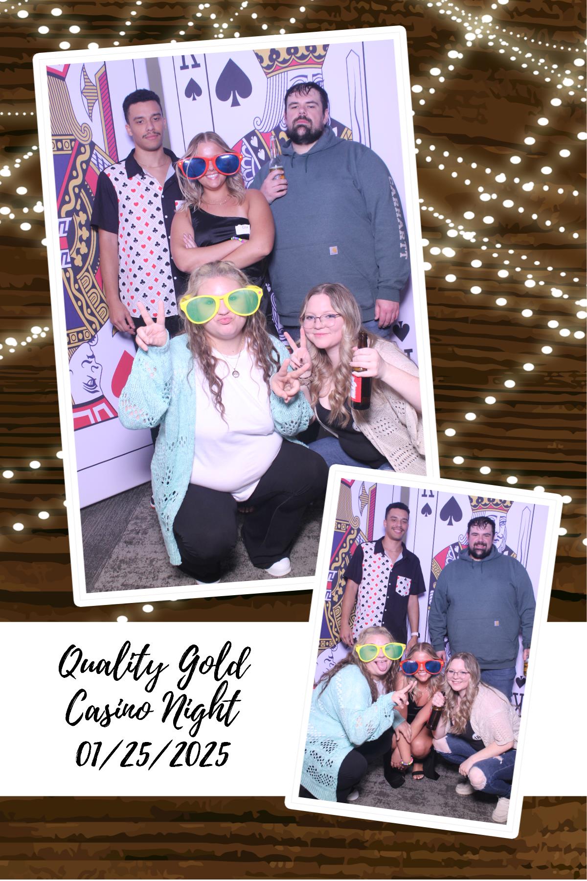 Quality Gold Holiday Party  | View more photos from the event at gallery.photoboothcincy.com/u/PhotoBoothCincy/Quality-Gold-Holiday-Party