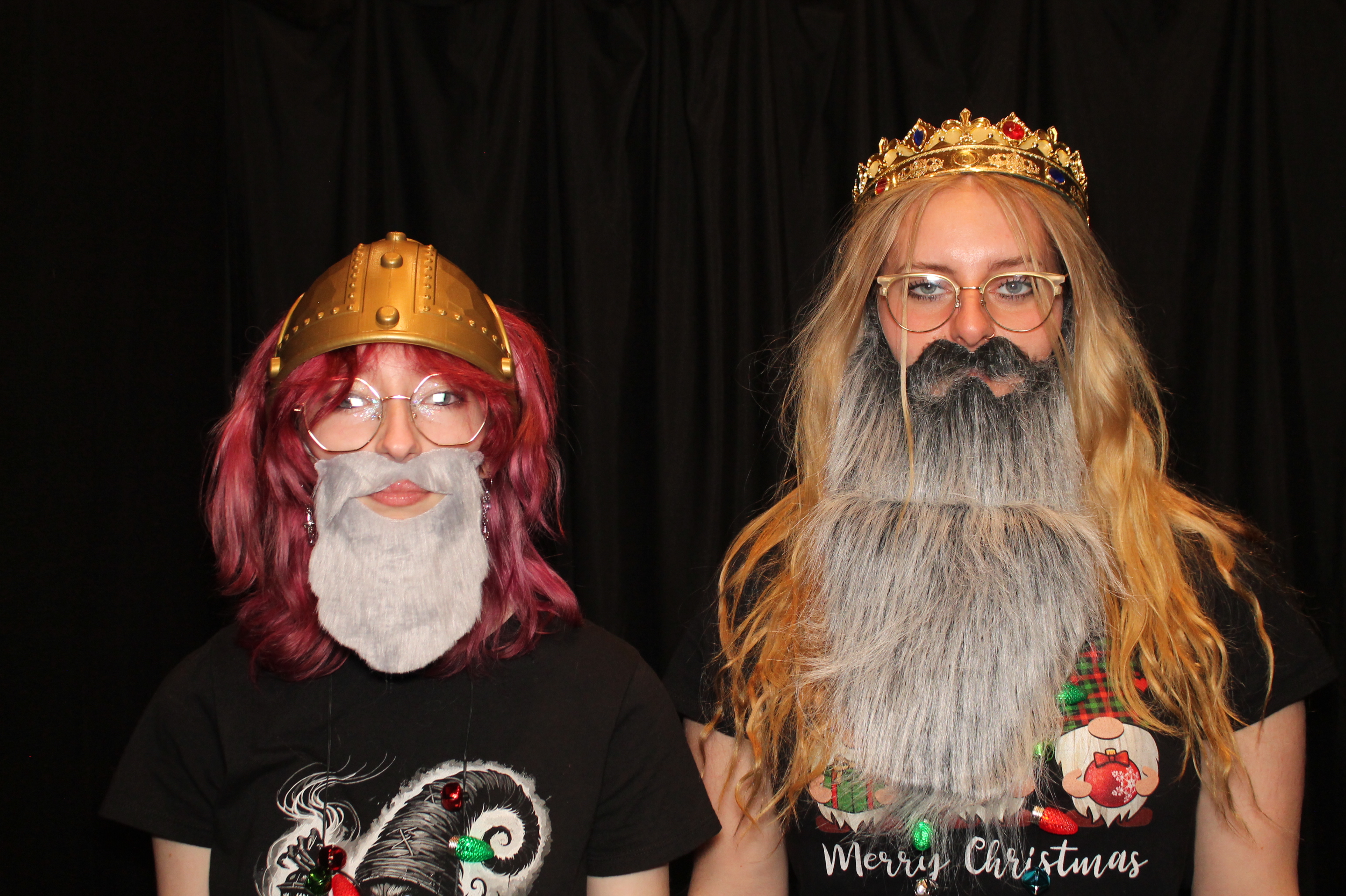 Quasonix Christmas Party | View more photos from the event at gallery.photoboothcincy.com/u/PhotoBoothCincy/Quasonix-Christmas-Party