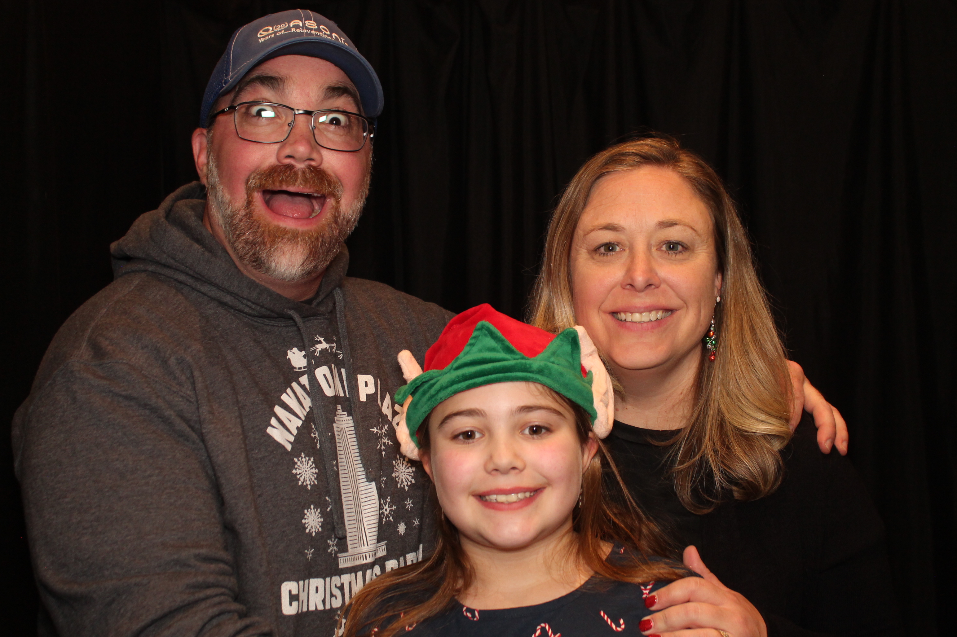 Quasonix Christmas Party | View more photos from the event at gallery.photoboothcincy.com/u/PhotoBoothCincy/Quasonix-Christmas-Party