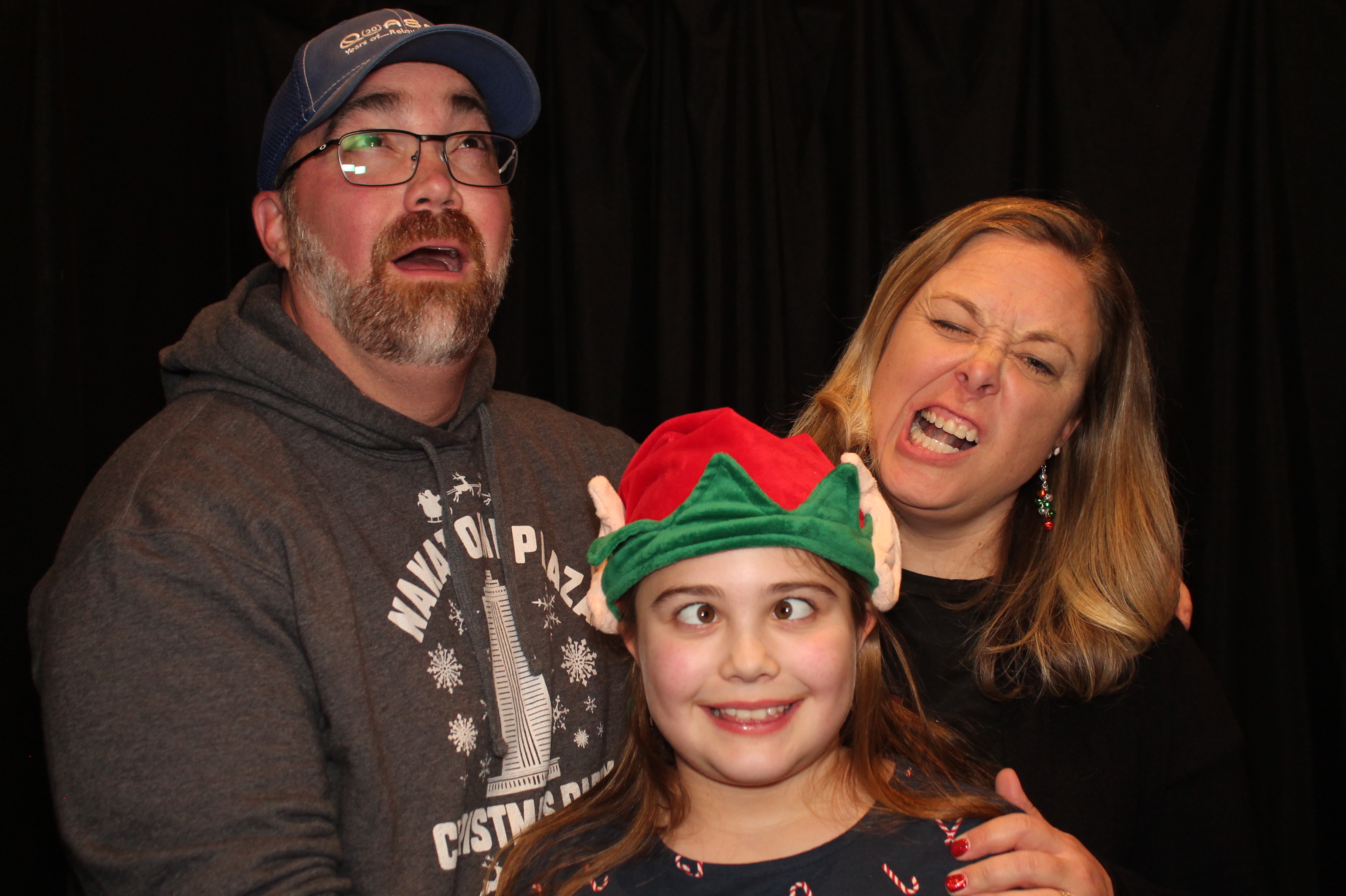 Quasonix Christmas Party | View more photos from the event at gallery.photoboothcincy.com/u/PhotoBoothCincy/Quasonix-Christmas-Party